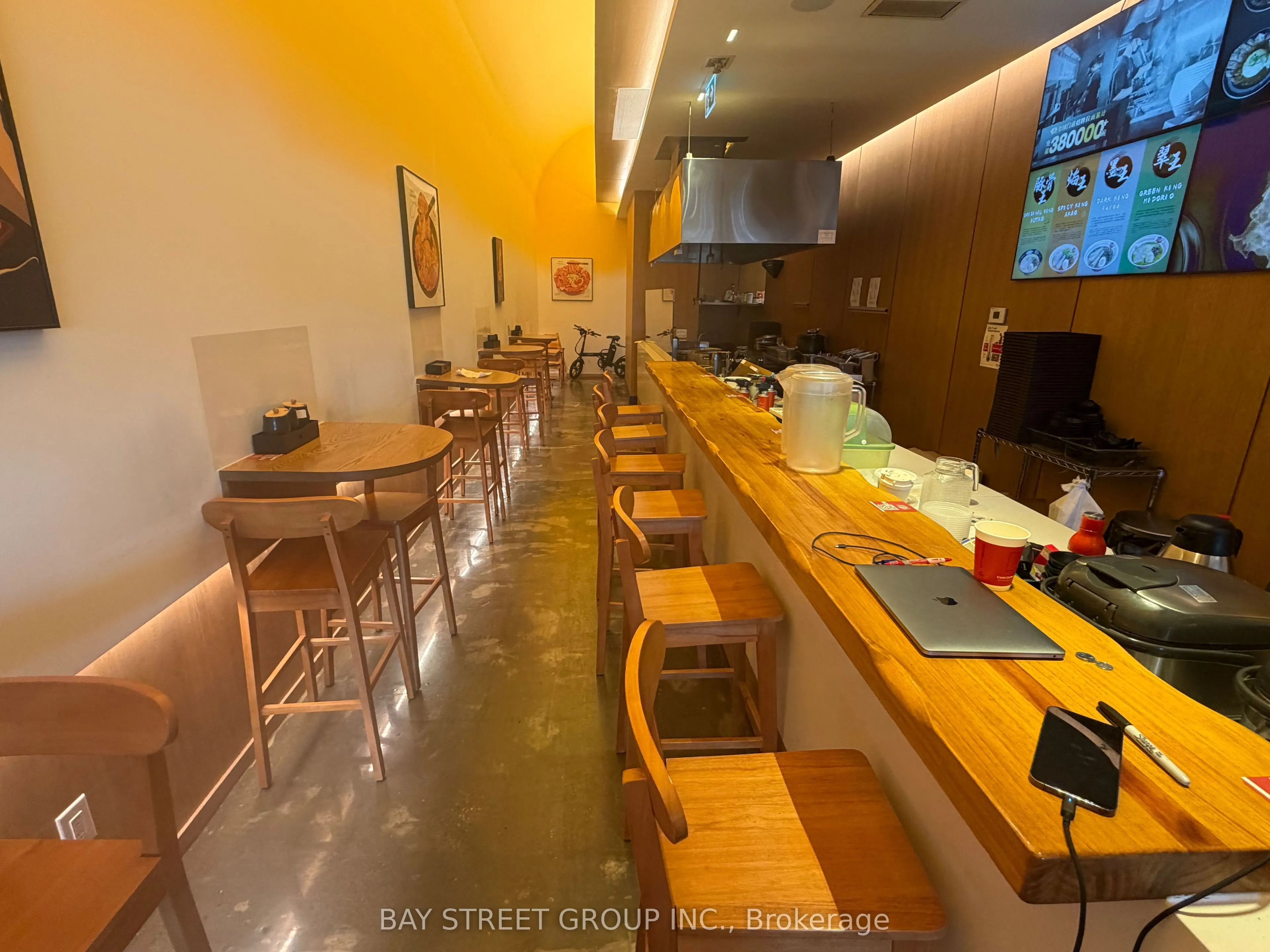 1177 Central Parkway W #7