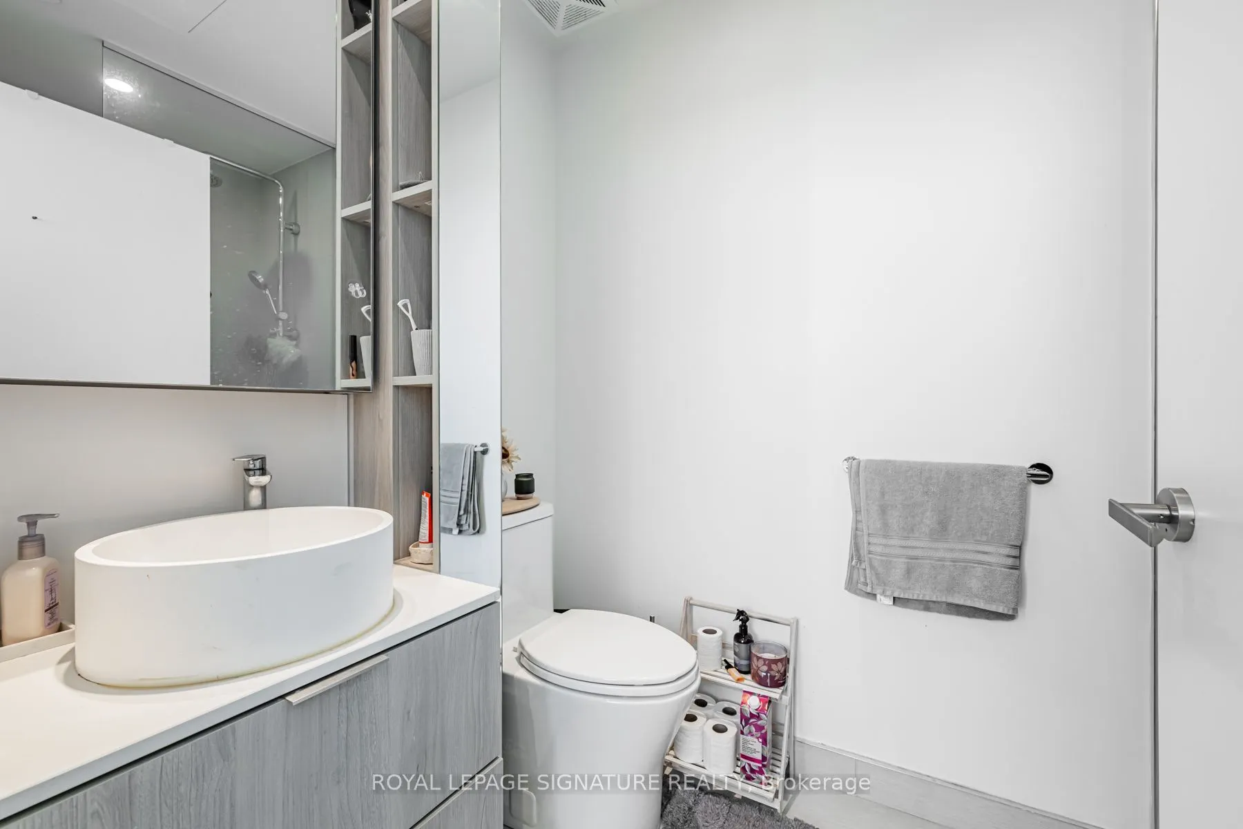 28 Ann Street #2204