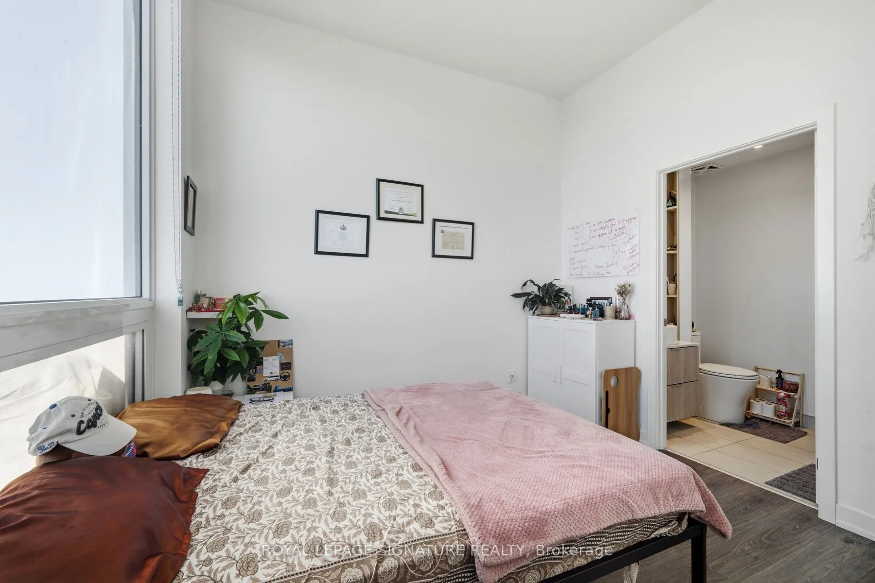 28 Ann Street #2204