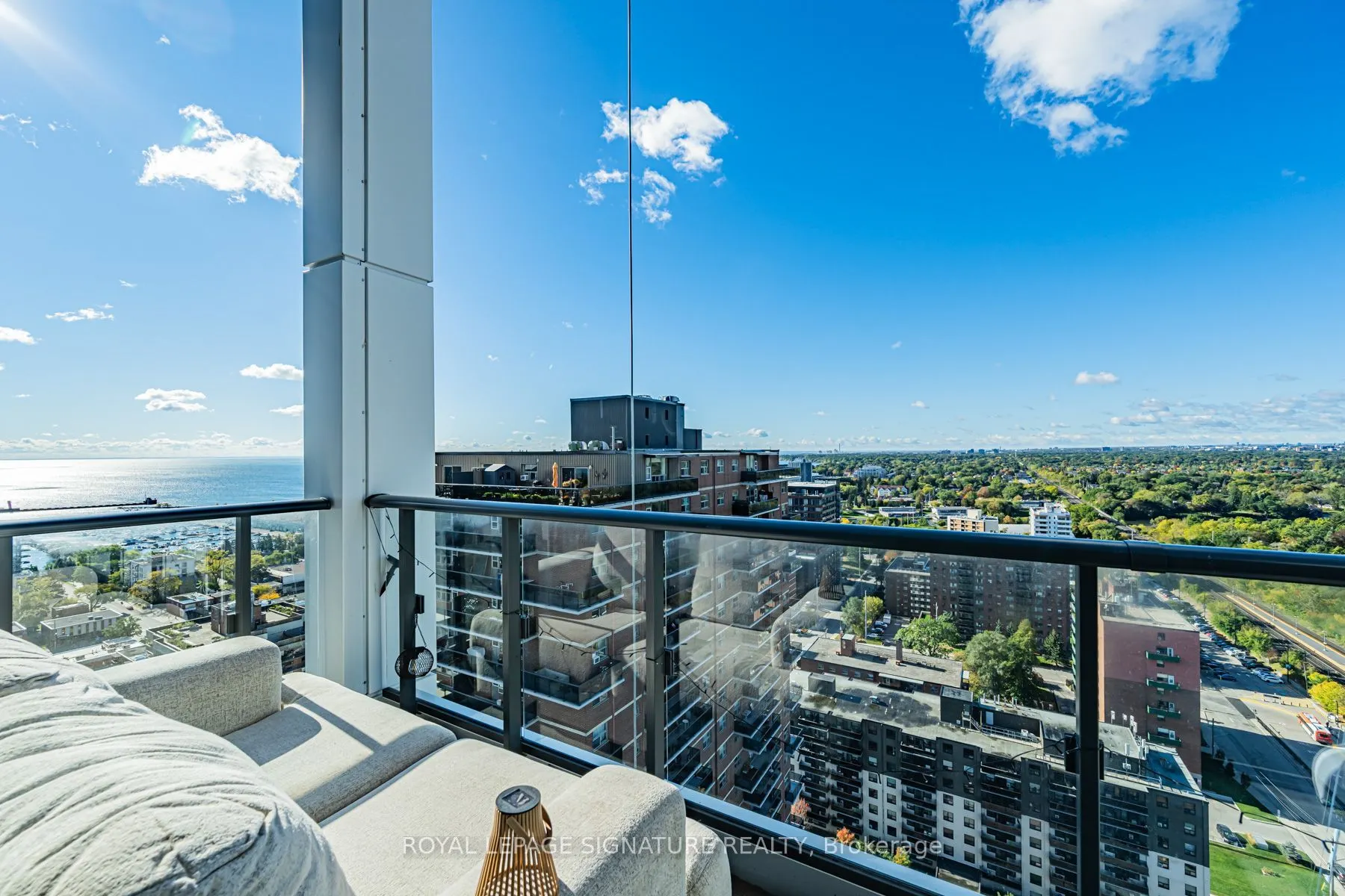 28 Ann Street #2204