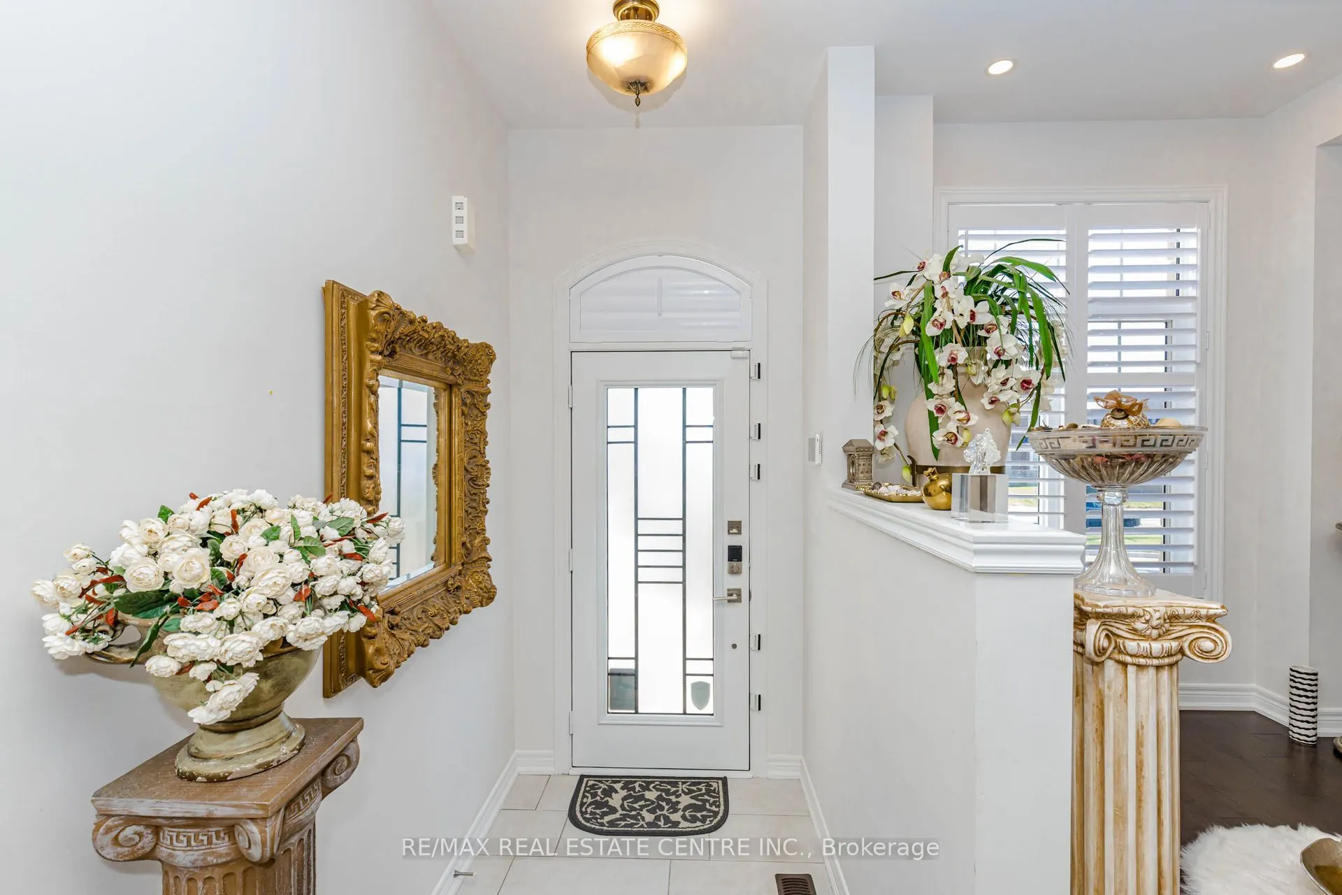 4061 Channing Crescent