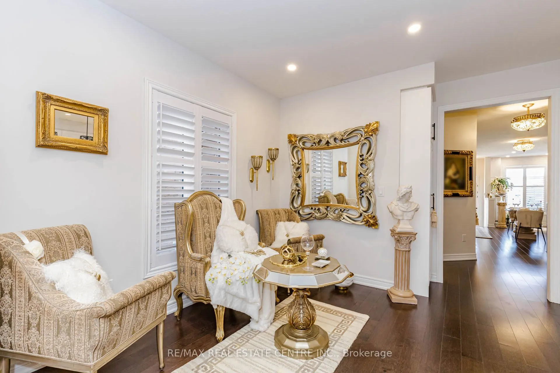 4061 Channing Crescent