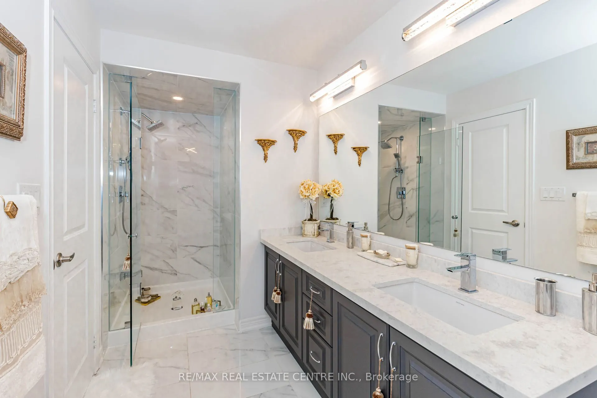 4061 Channing Crescent