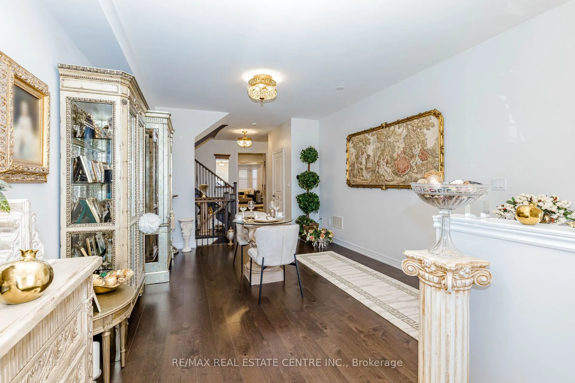 4061 Channing Crescent