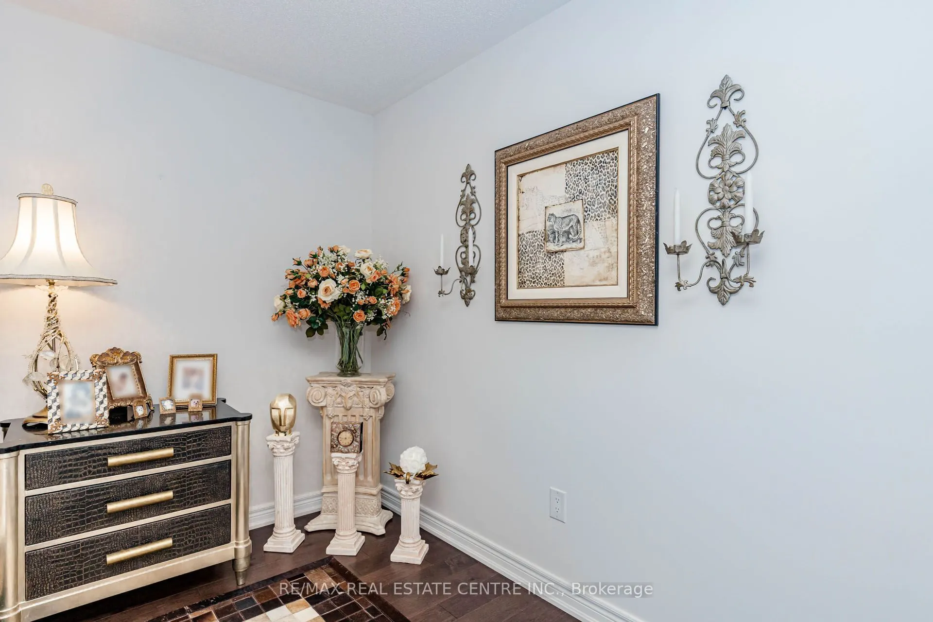 4061 Channing Crescent