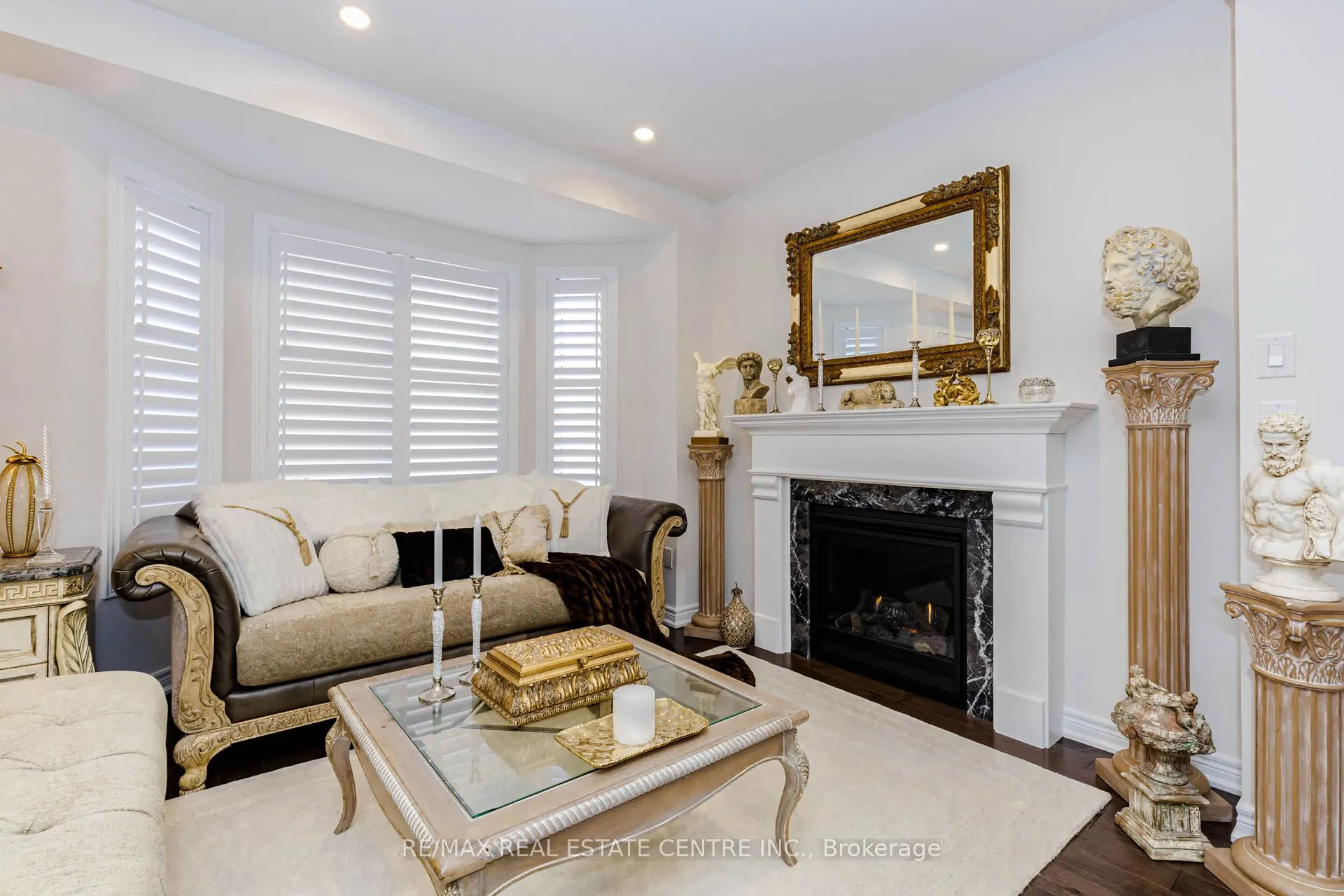 4061 Channing Crescent