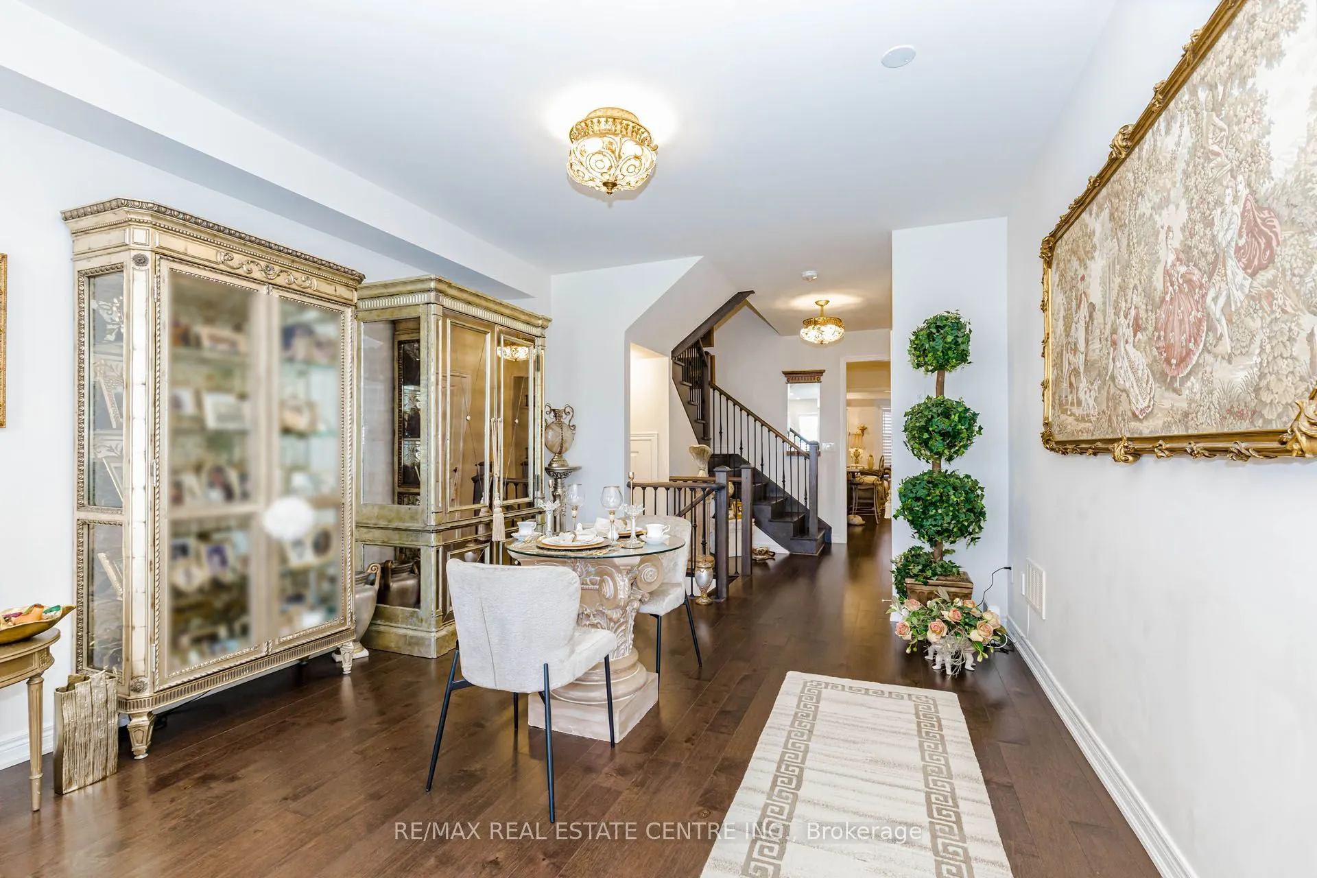 4061 Channing Crescent
