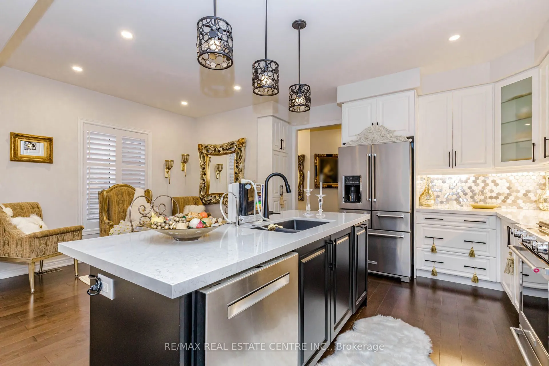 4061 Channing Crescent