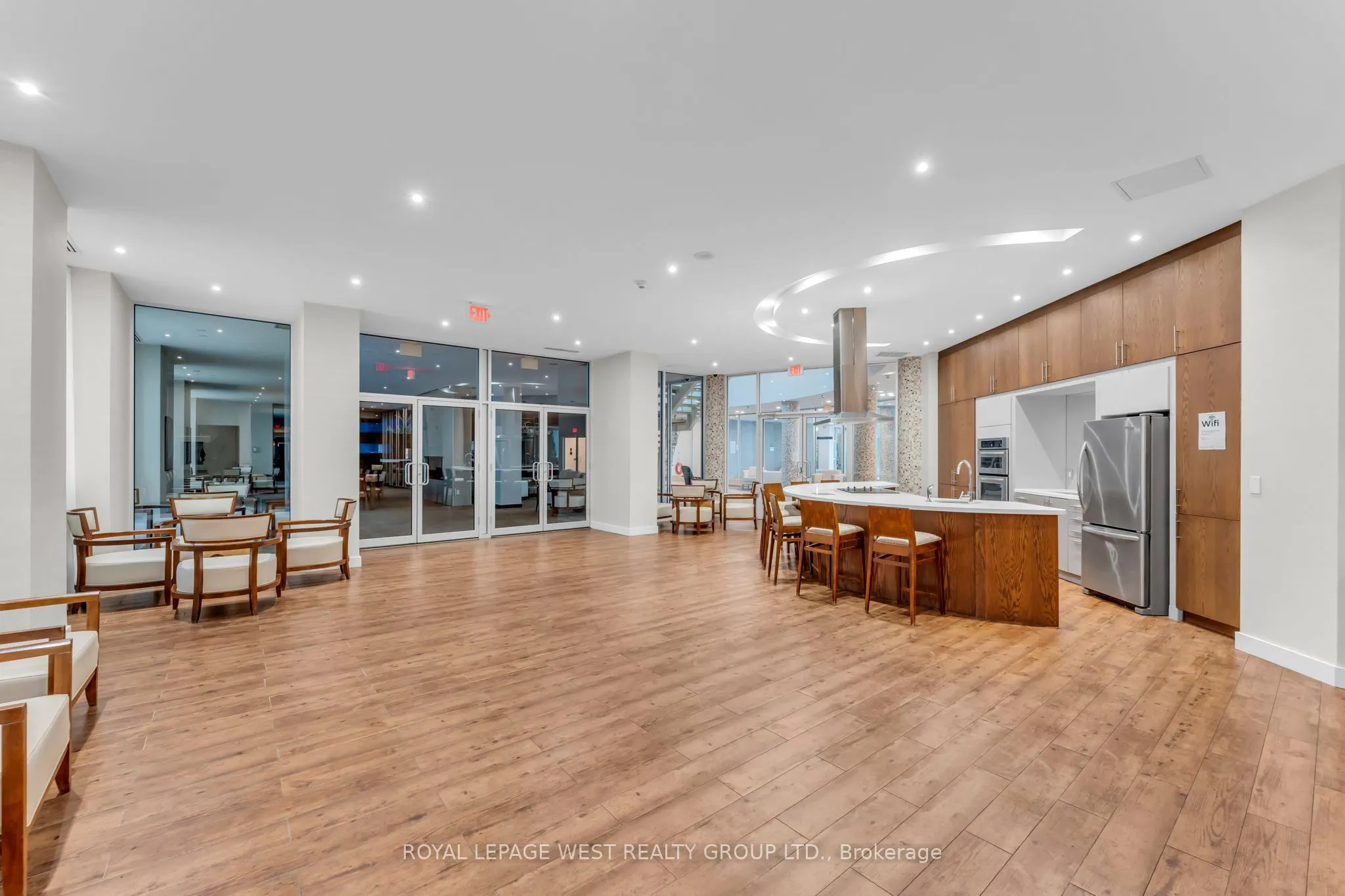 15 Legion Road #2201
