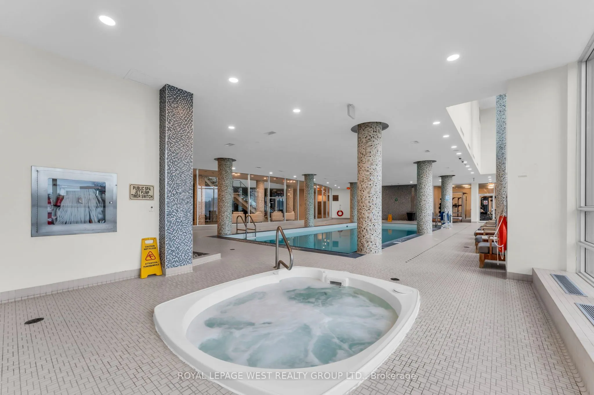 15 Legion Road #2201