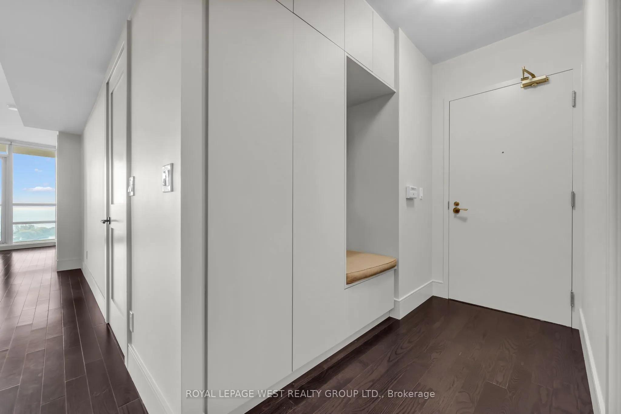 15 Legion Road #2201