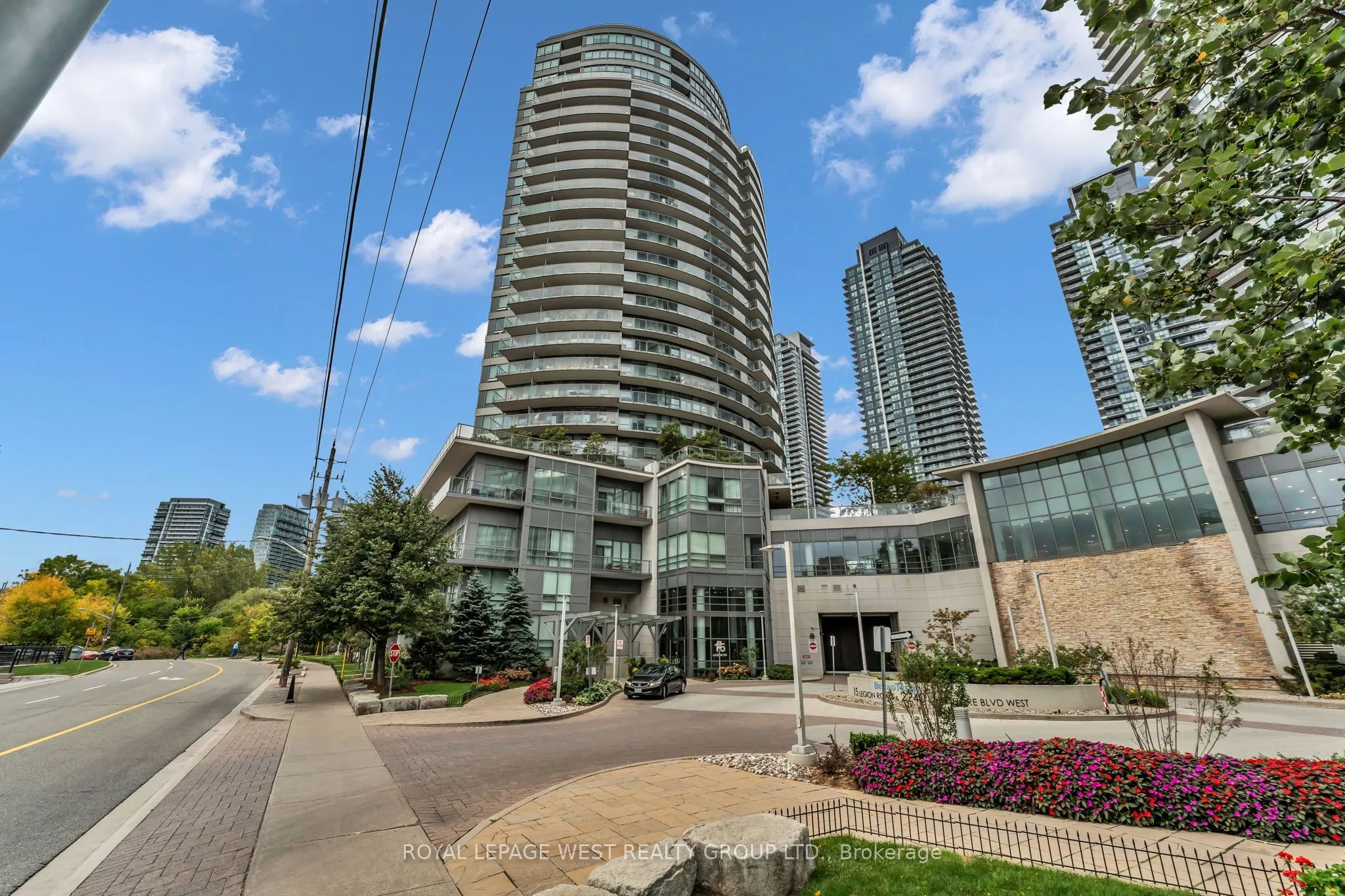 15 Legion Road #2201