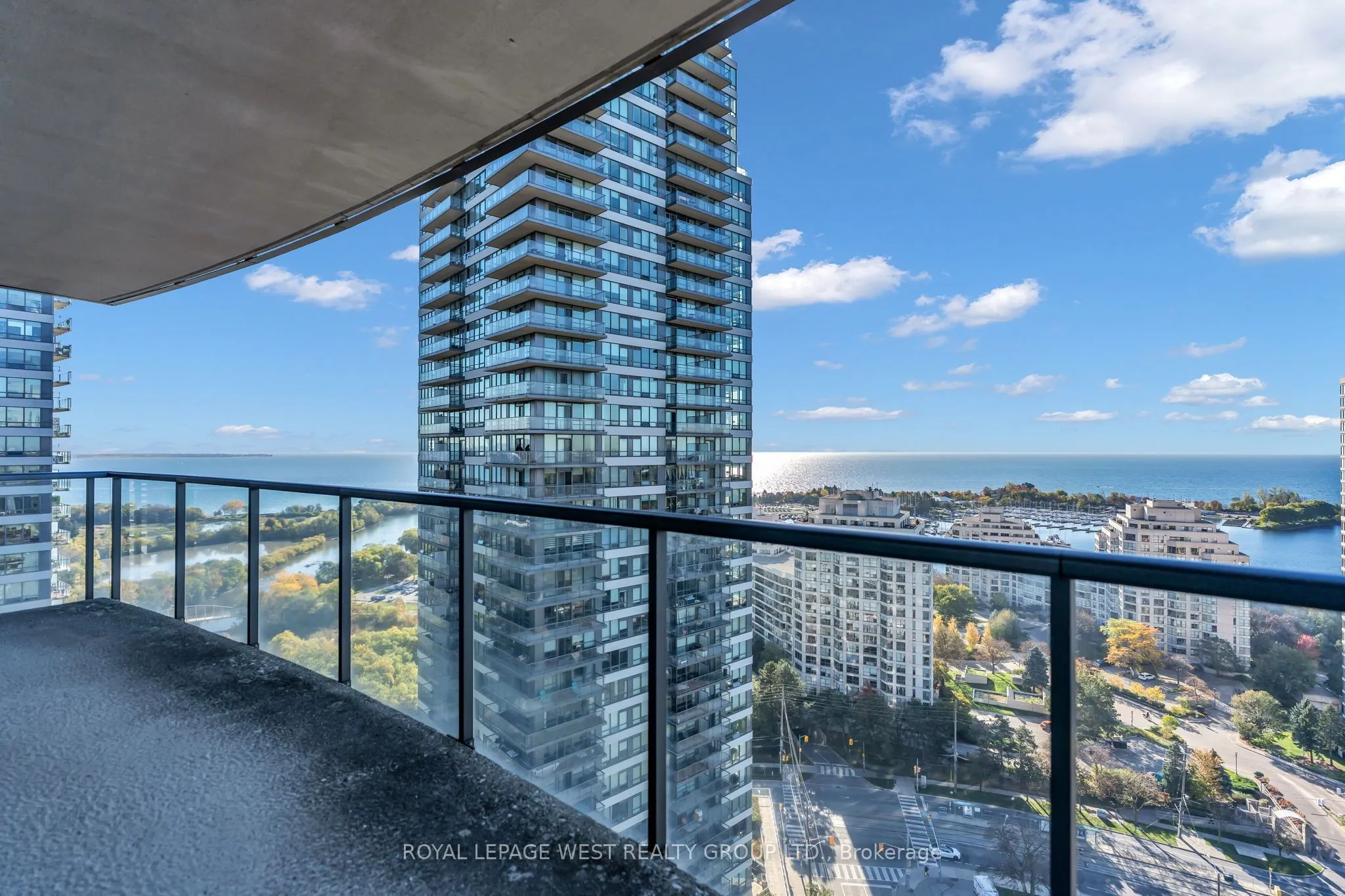 15 Legion Road #2201