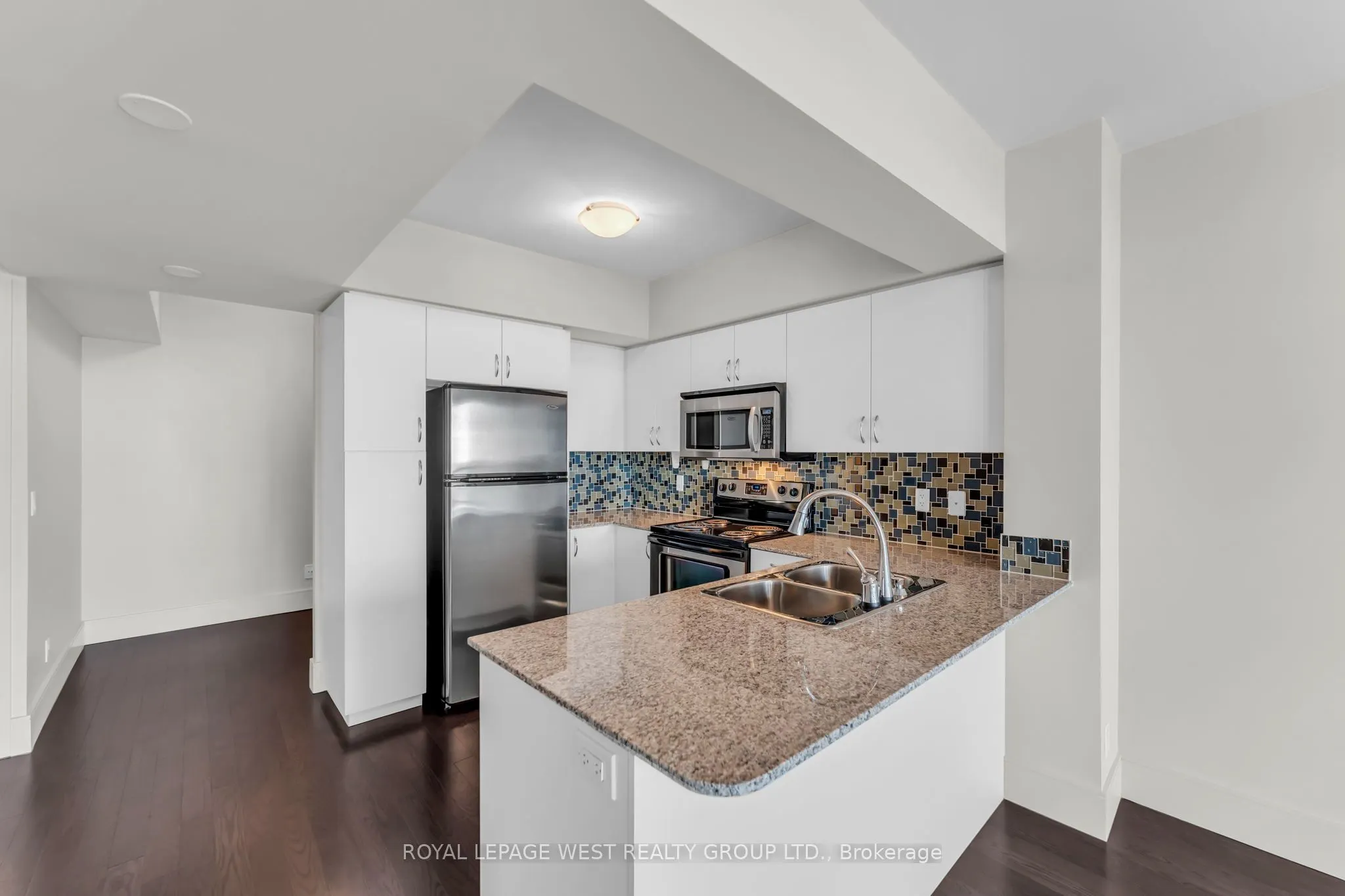 15 Legion Road #2201
