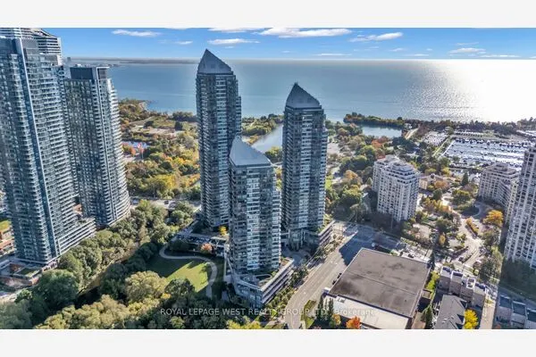 15 Legion Road #2201