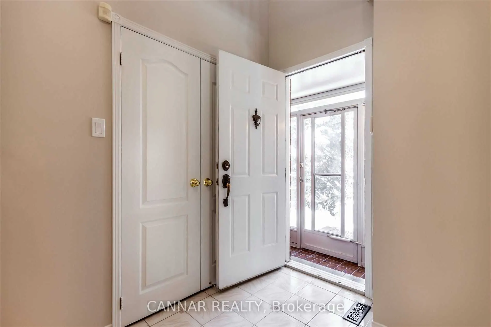 63 Laurelcrest Street