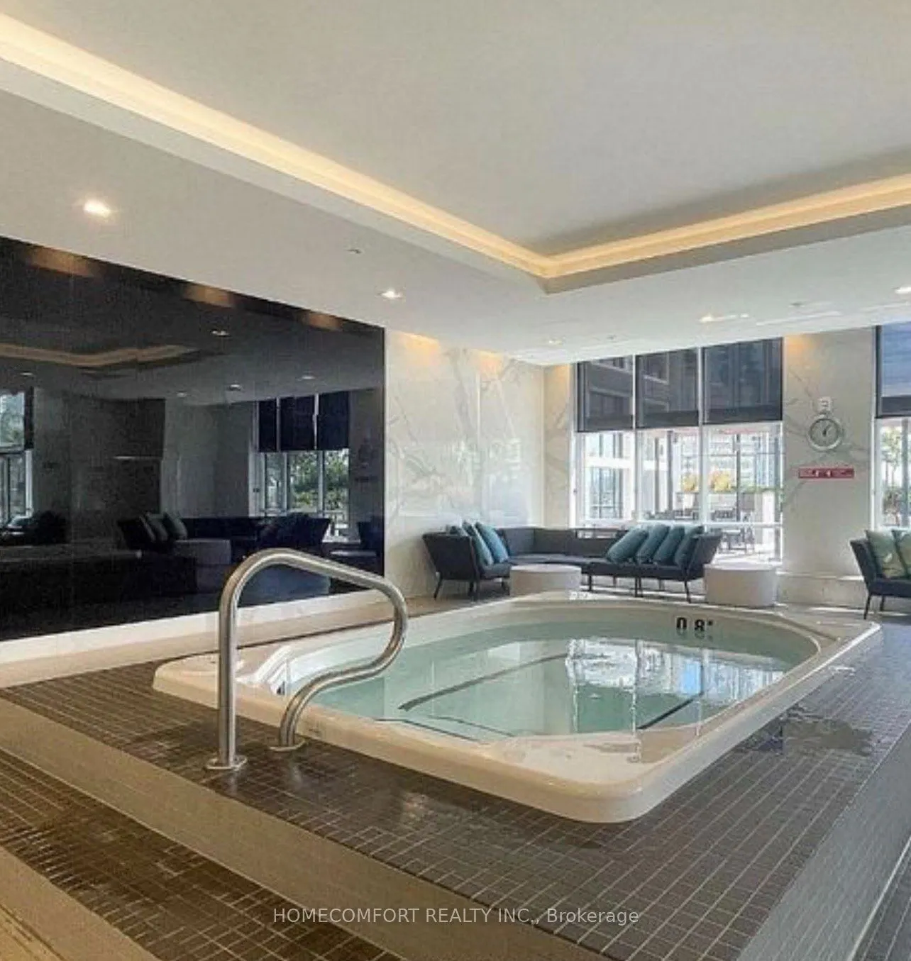 5 Mabelle Avenue #3732