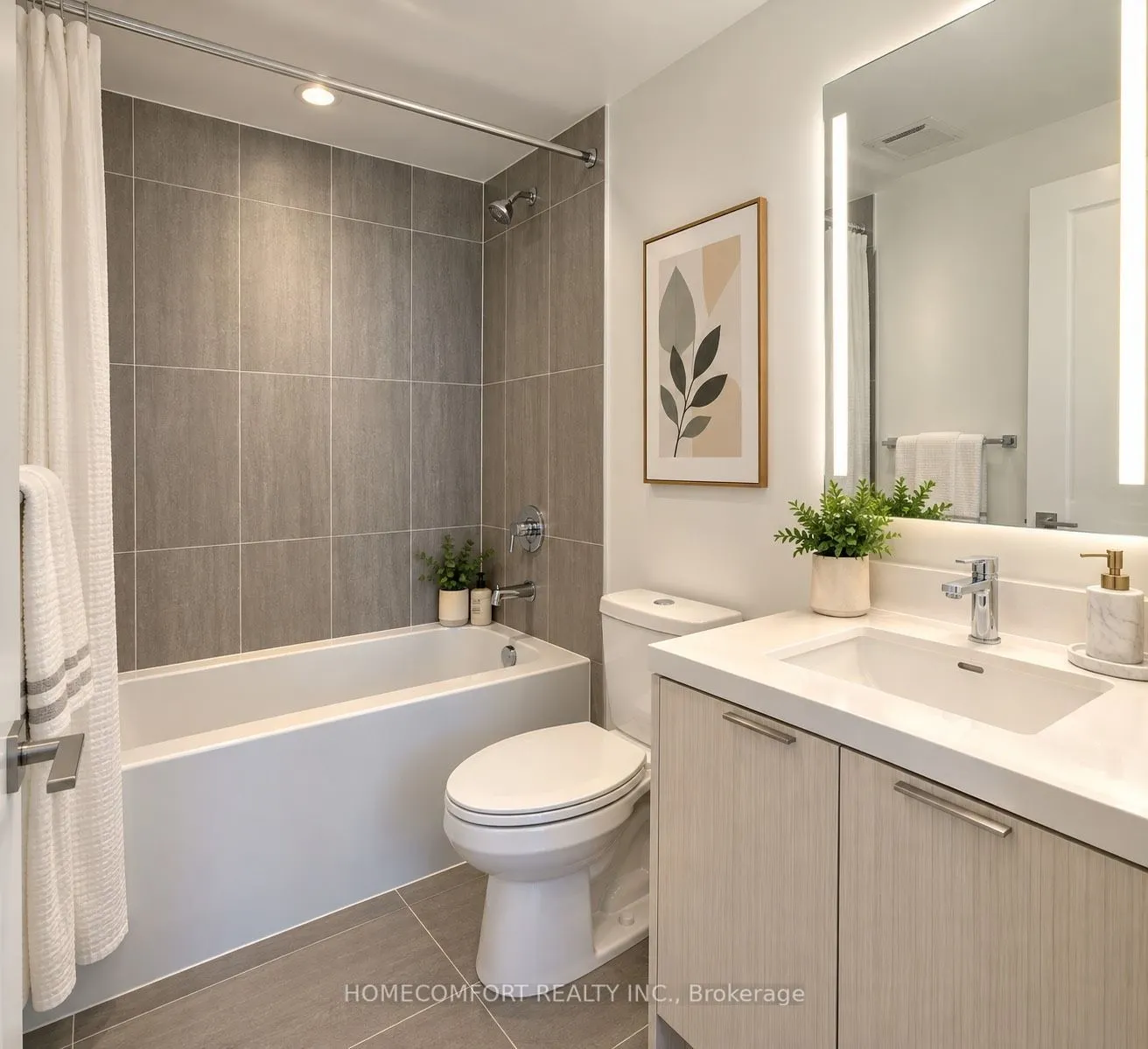 5 Mabelle Avenue #3732