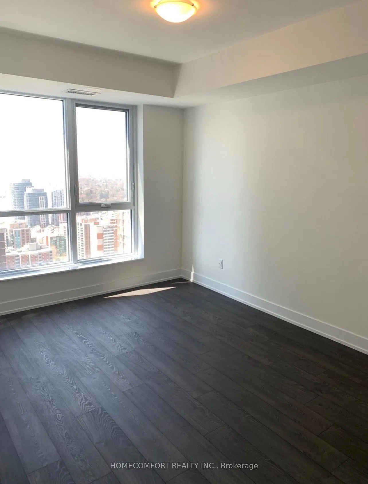 5 Mabelle Avenue #3732