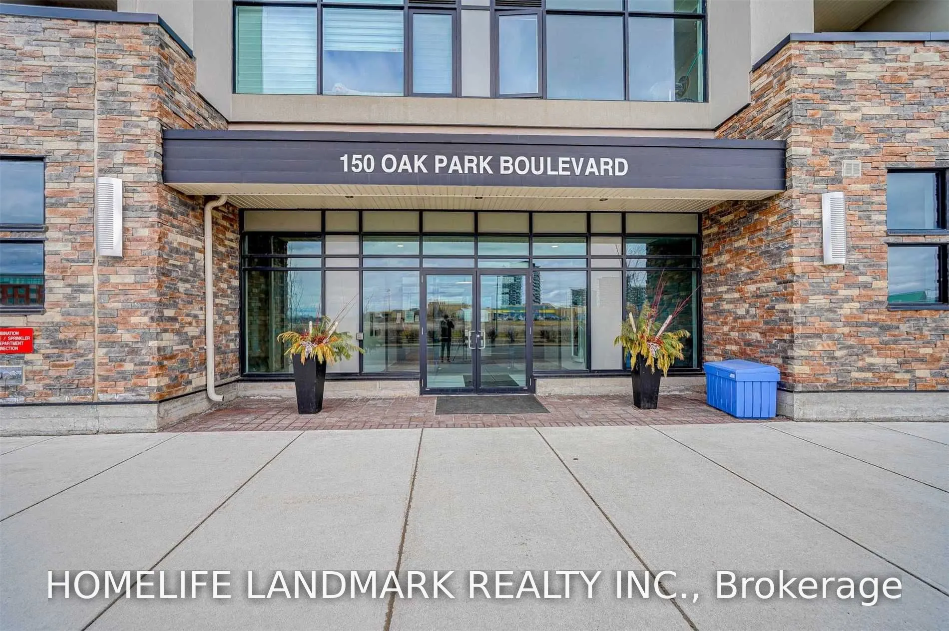 511 150 Oak Park Boulevard #11