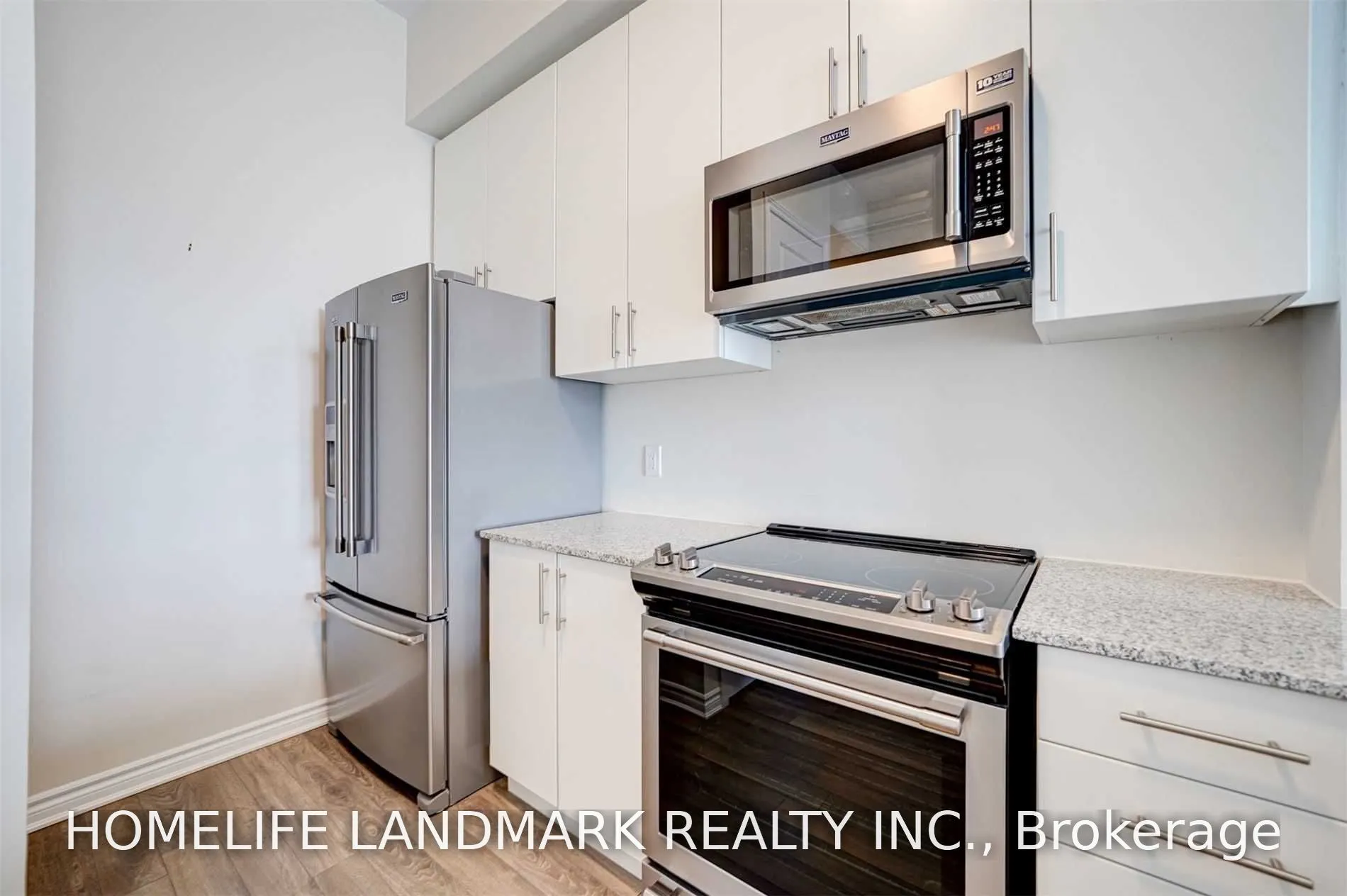 511 150 Oak Park Boulevard #11
