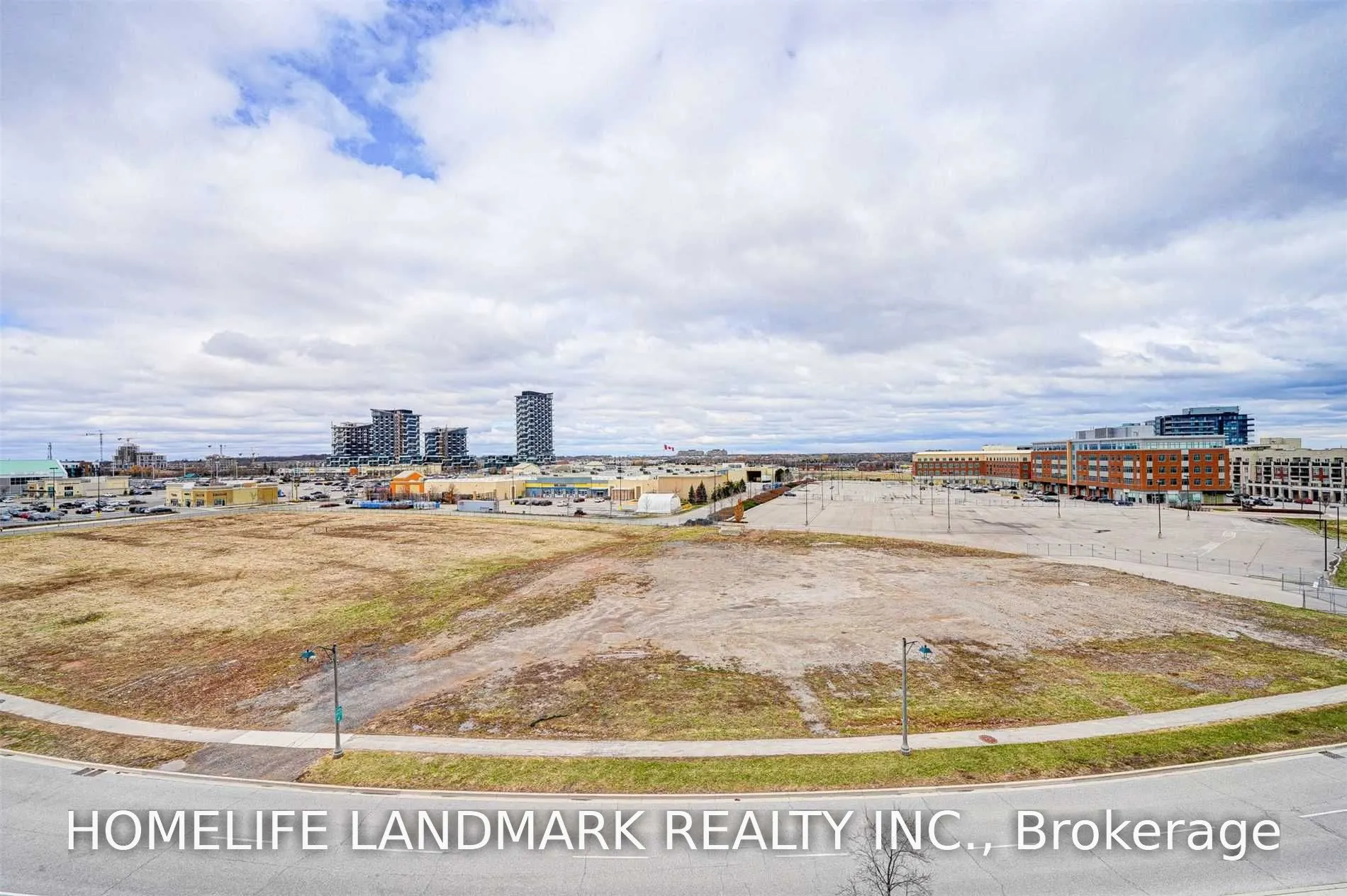 511 150 Oak Park Boulevard #11