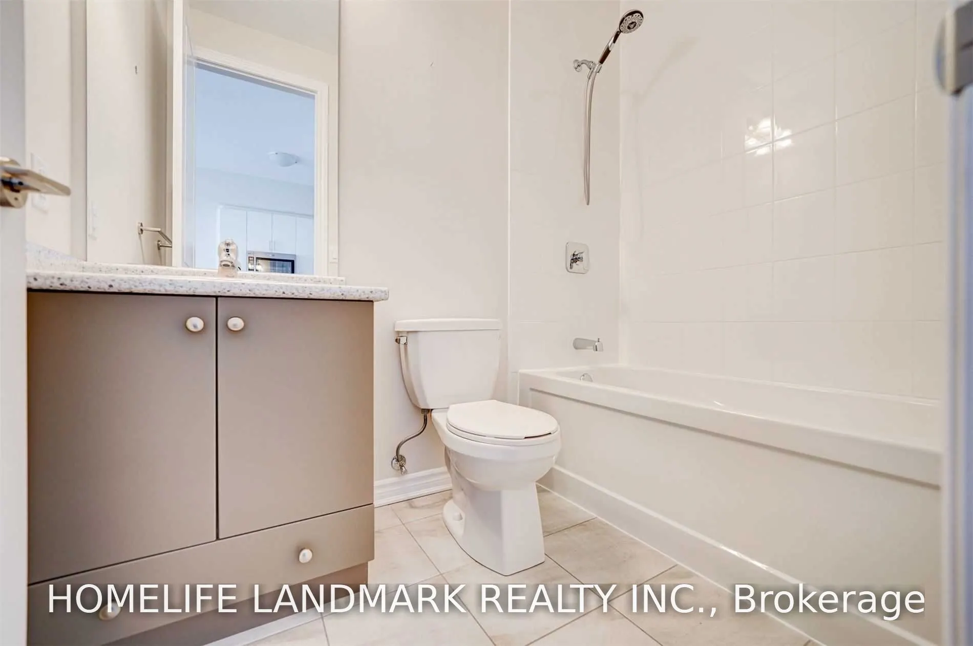 511 150 Oak Park Boulevard #11