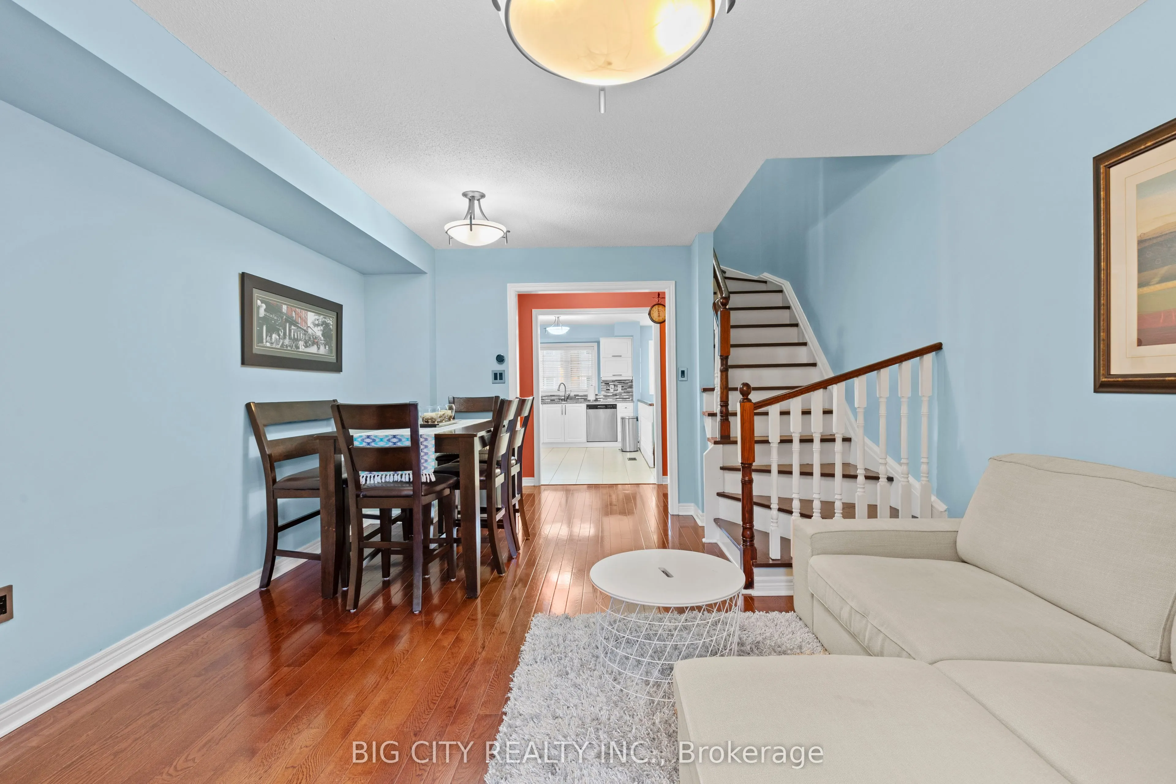 1128 Dundas Street W #7