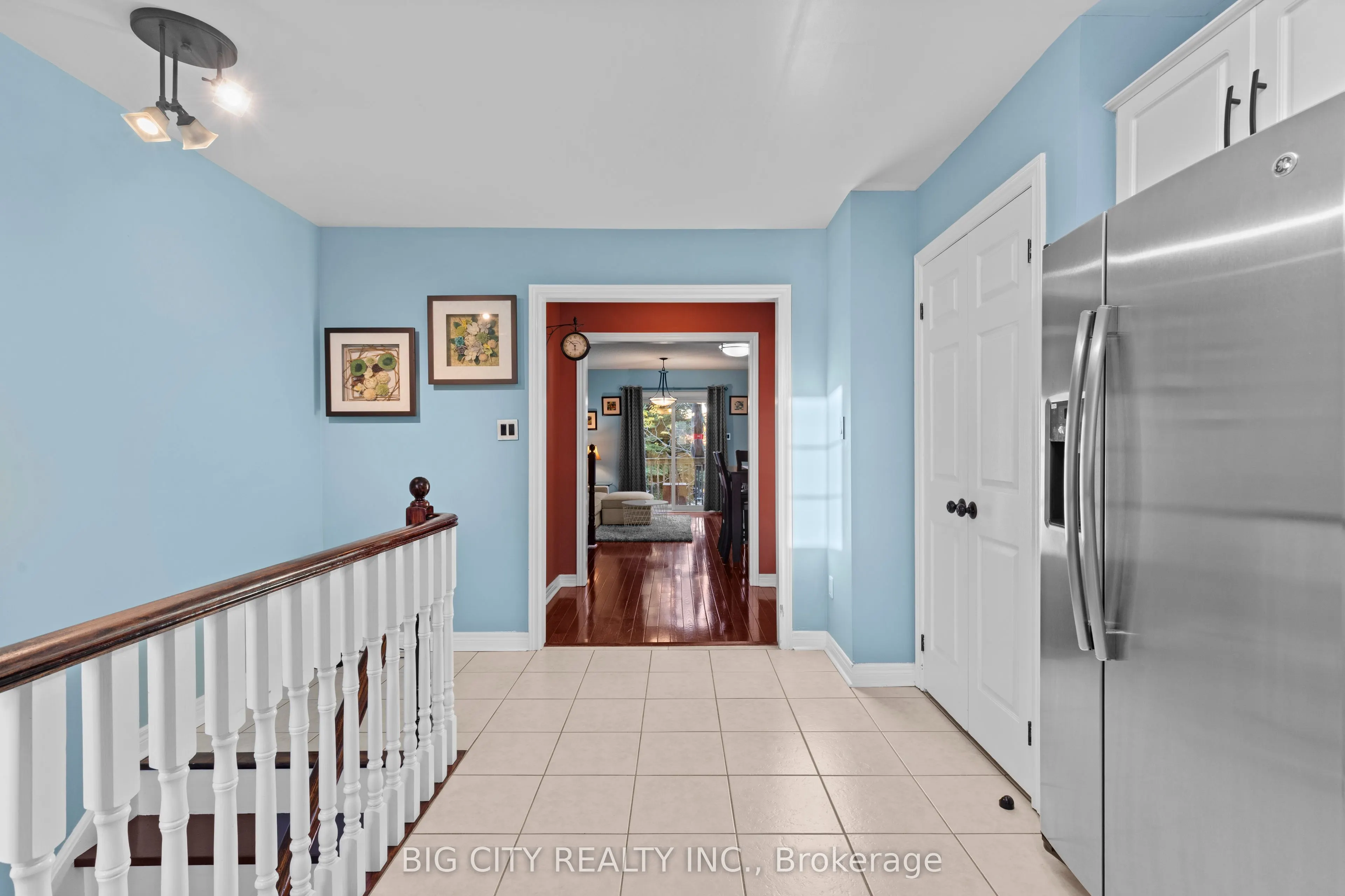 1128 Dundas Street W #7