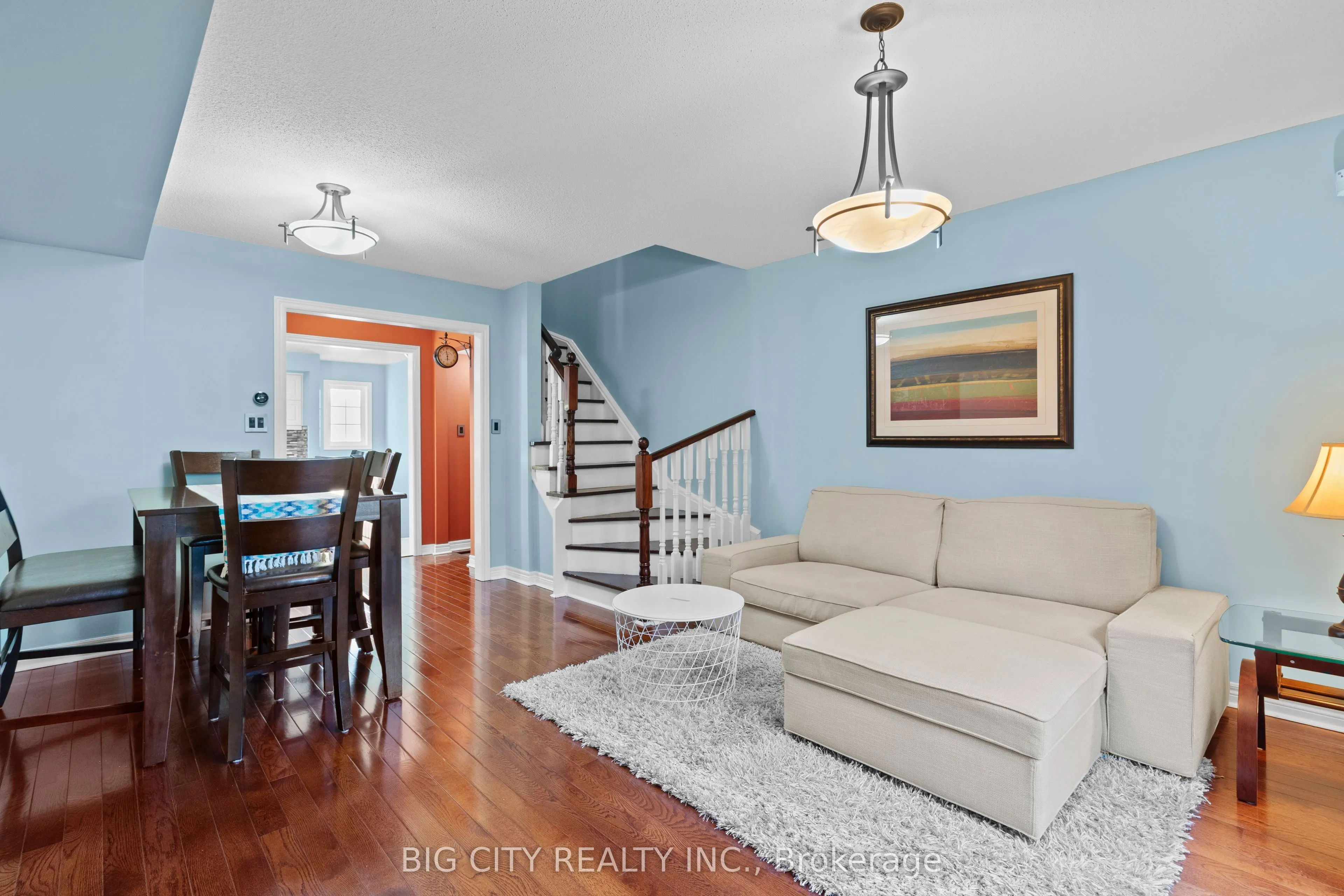 1128 Dundas Street W #7