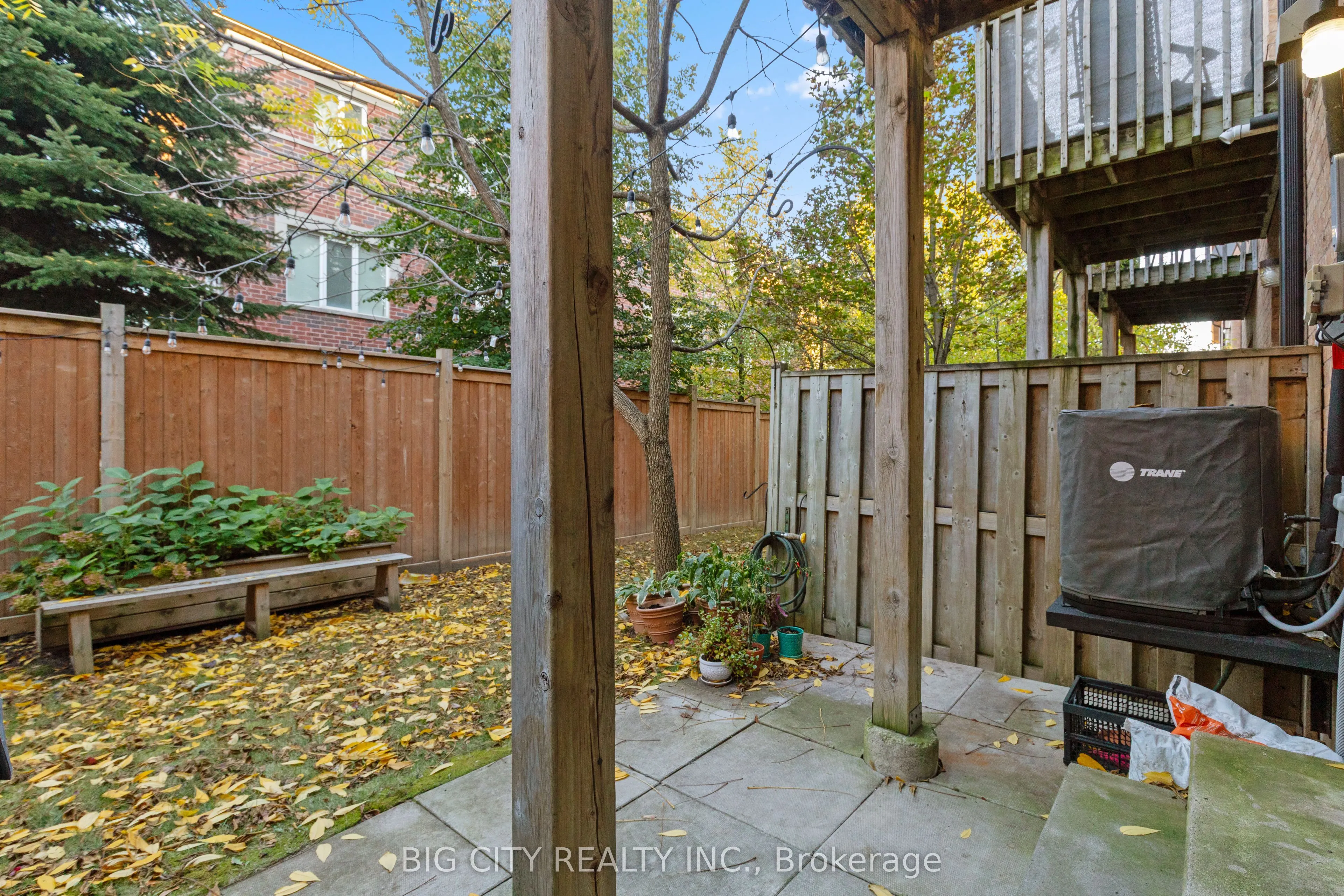 1128 Dundas Street W #7