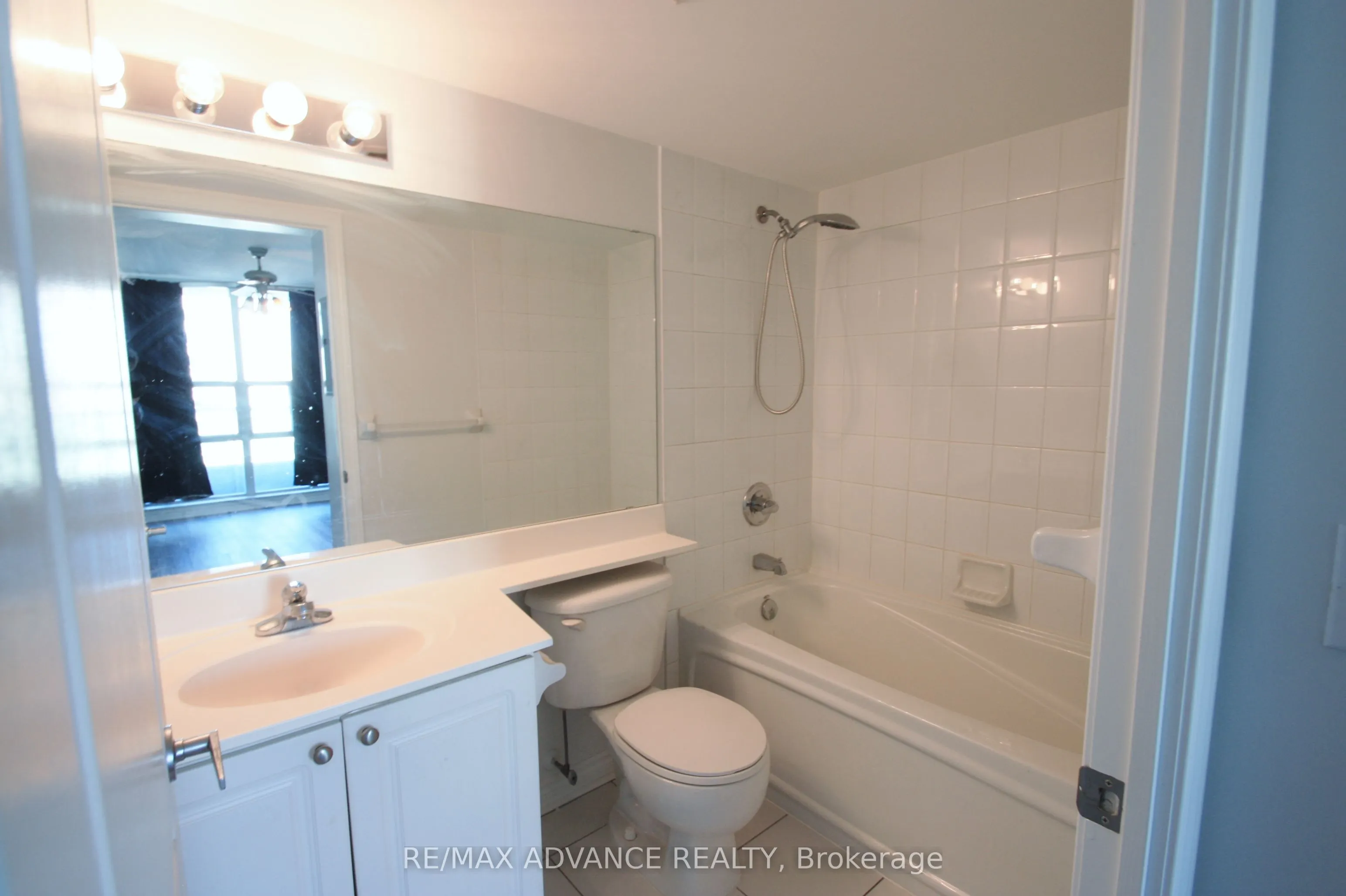 1 Elm Drive W #1601