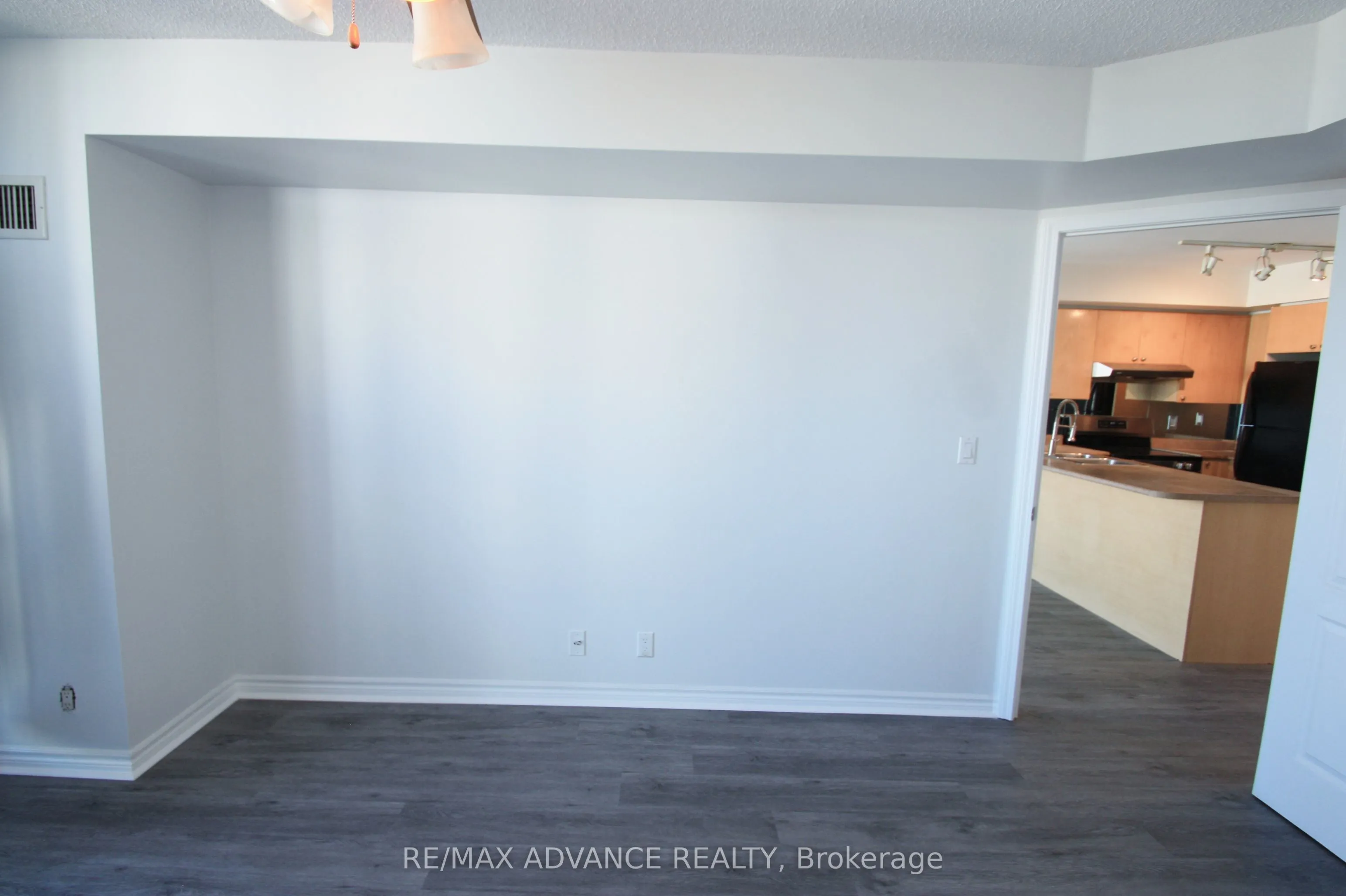 1 Elm Drive W #1601