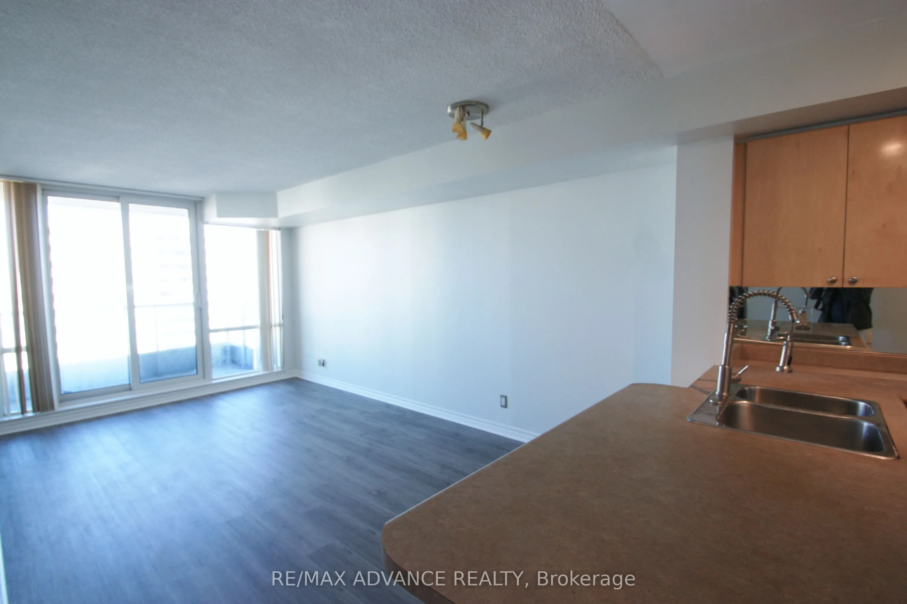 1 Elm Drive W #1601