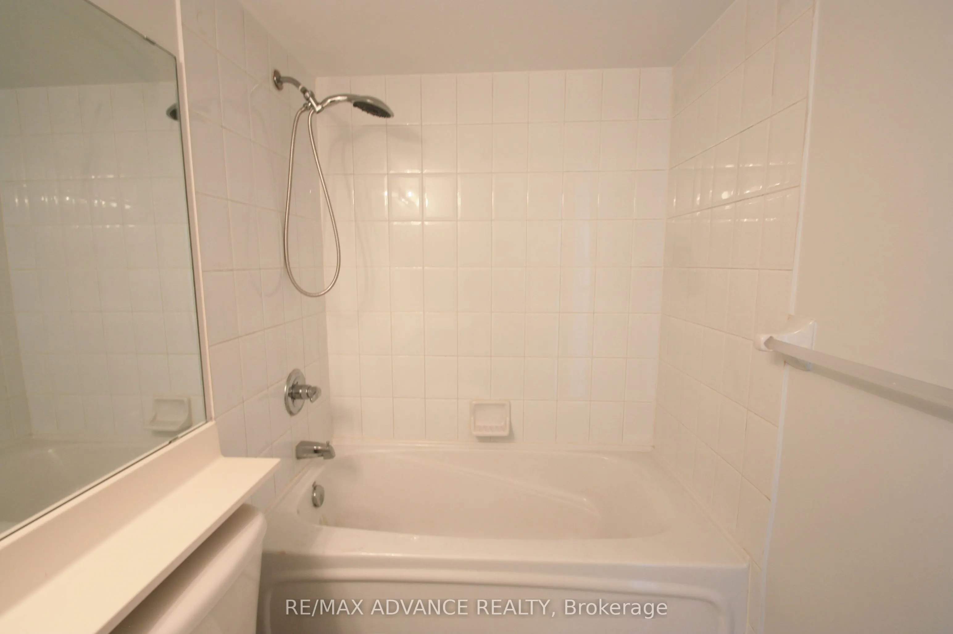 1 Elm Drive W #1601