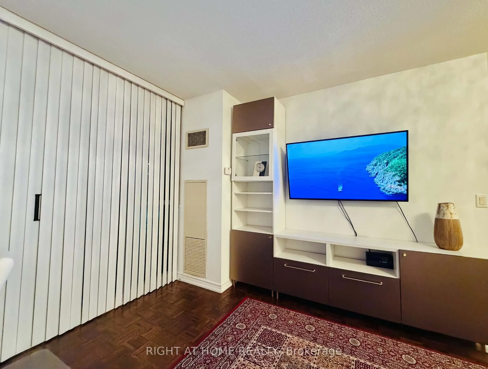 38 Fontenay Court #06