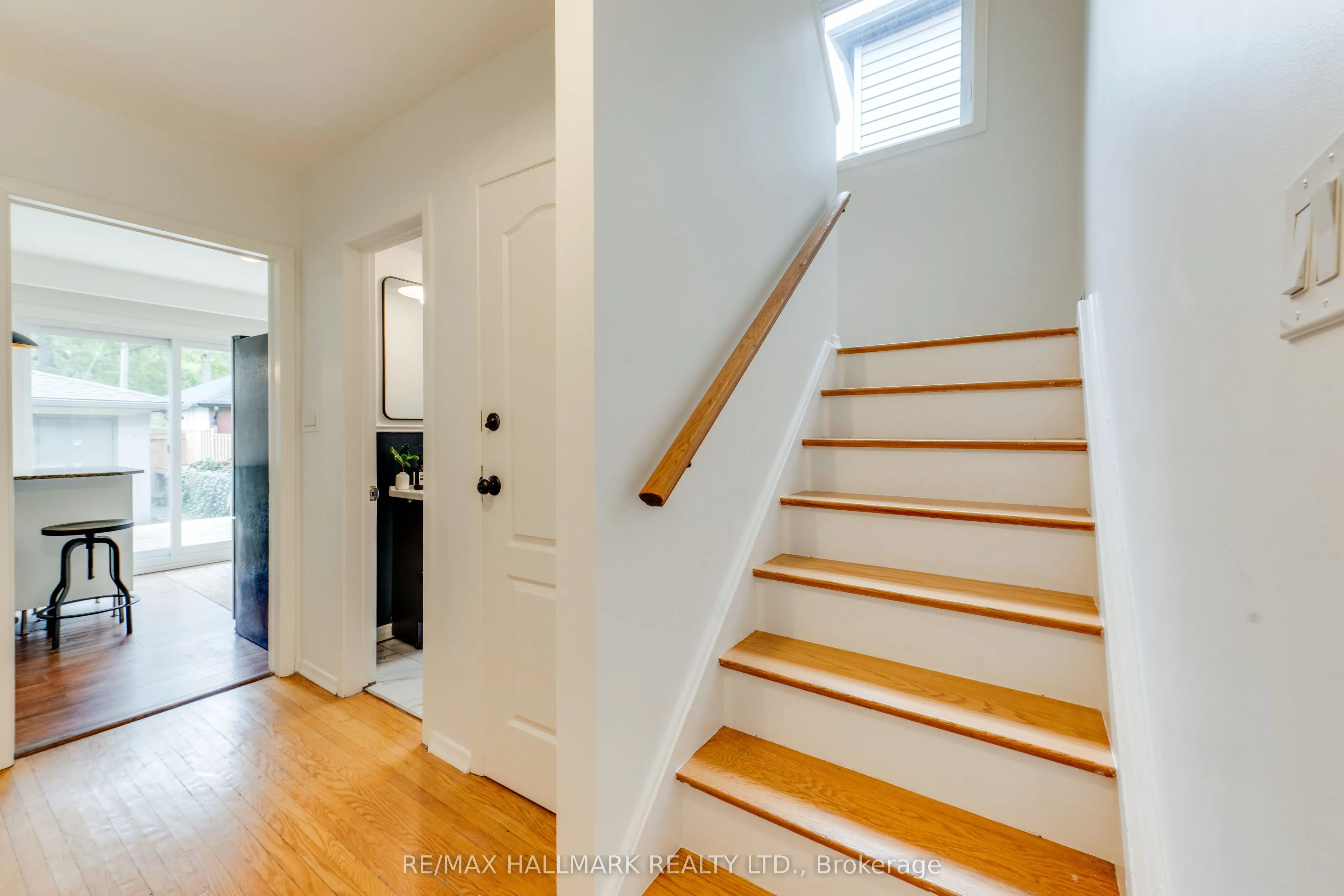 45 Sorauren Avenue