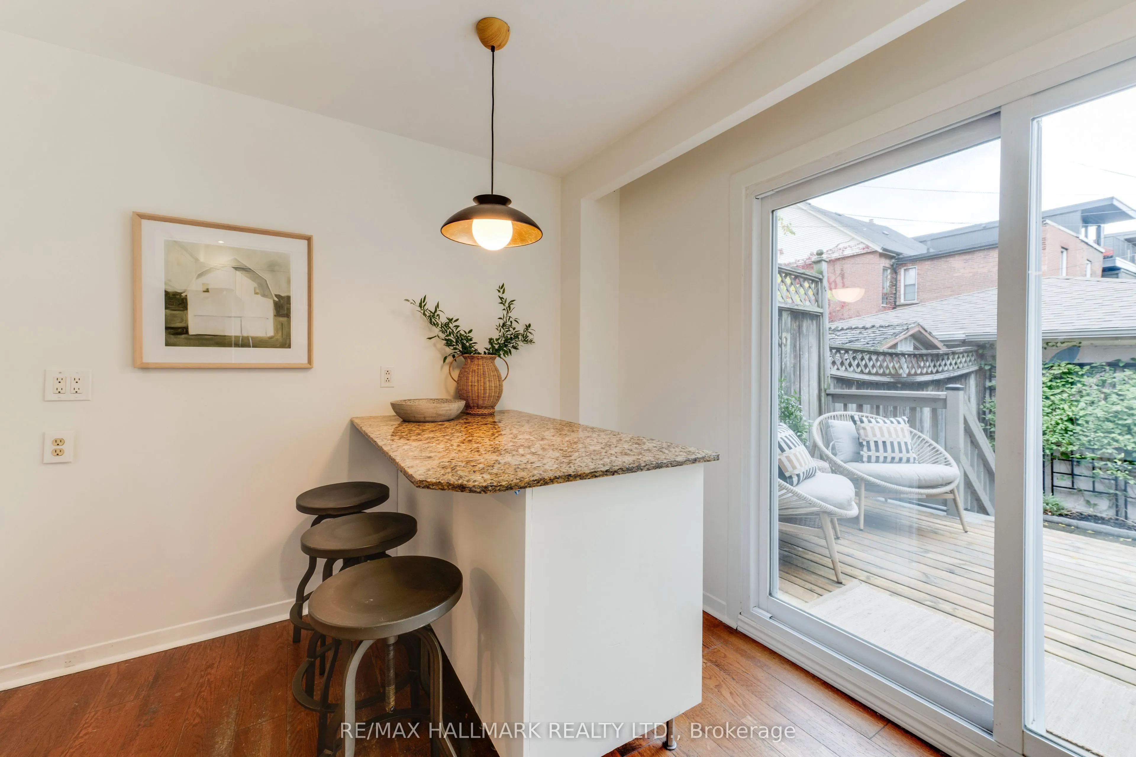 45 Sorauren Avenue