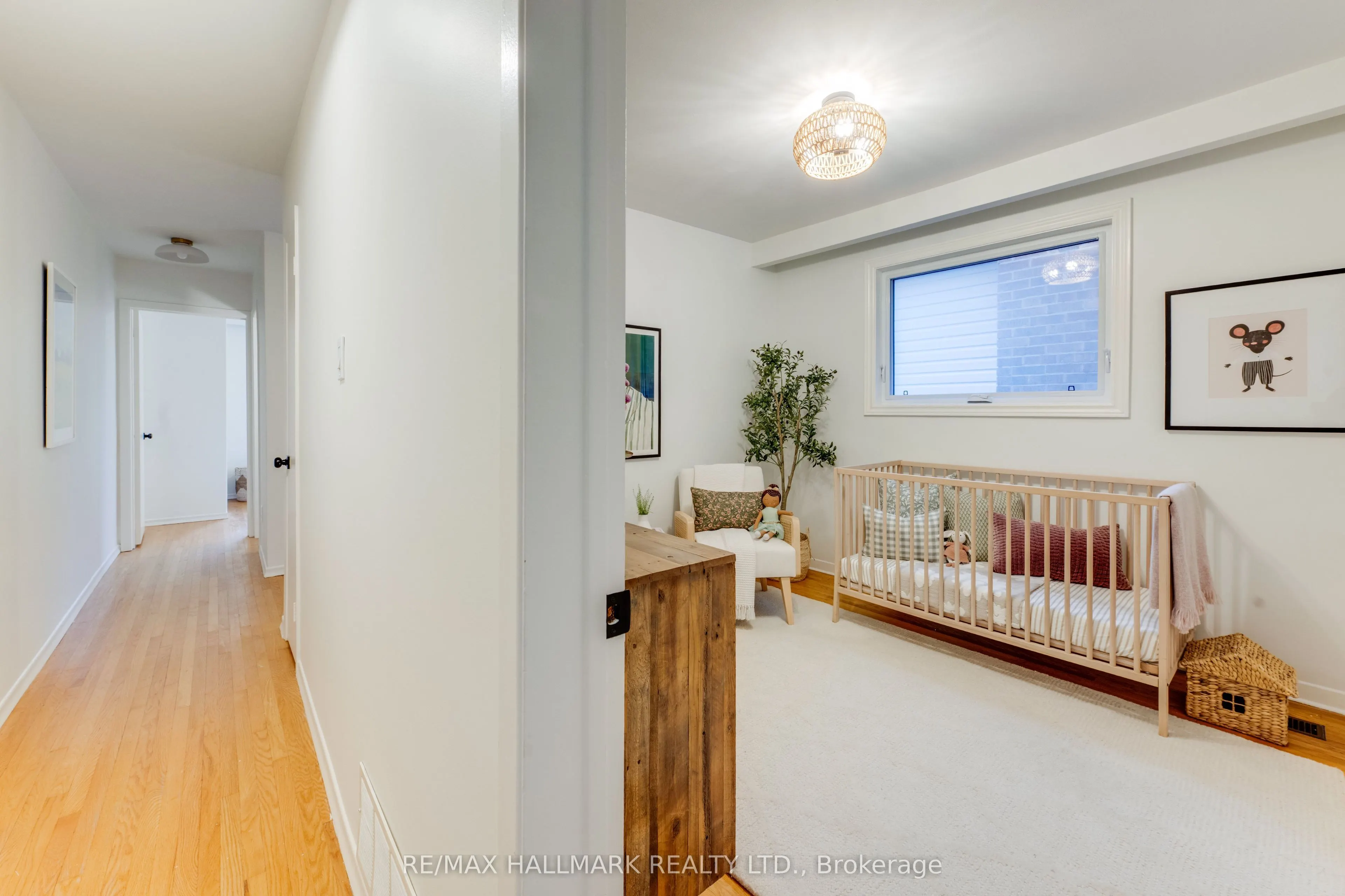 45 Sorauren Avenue