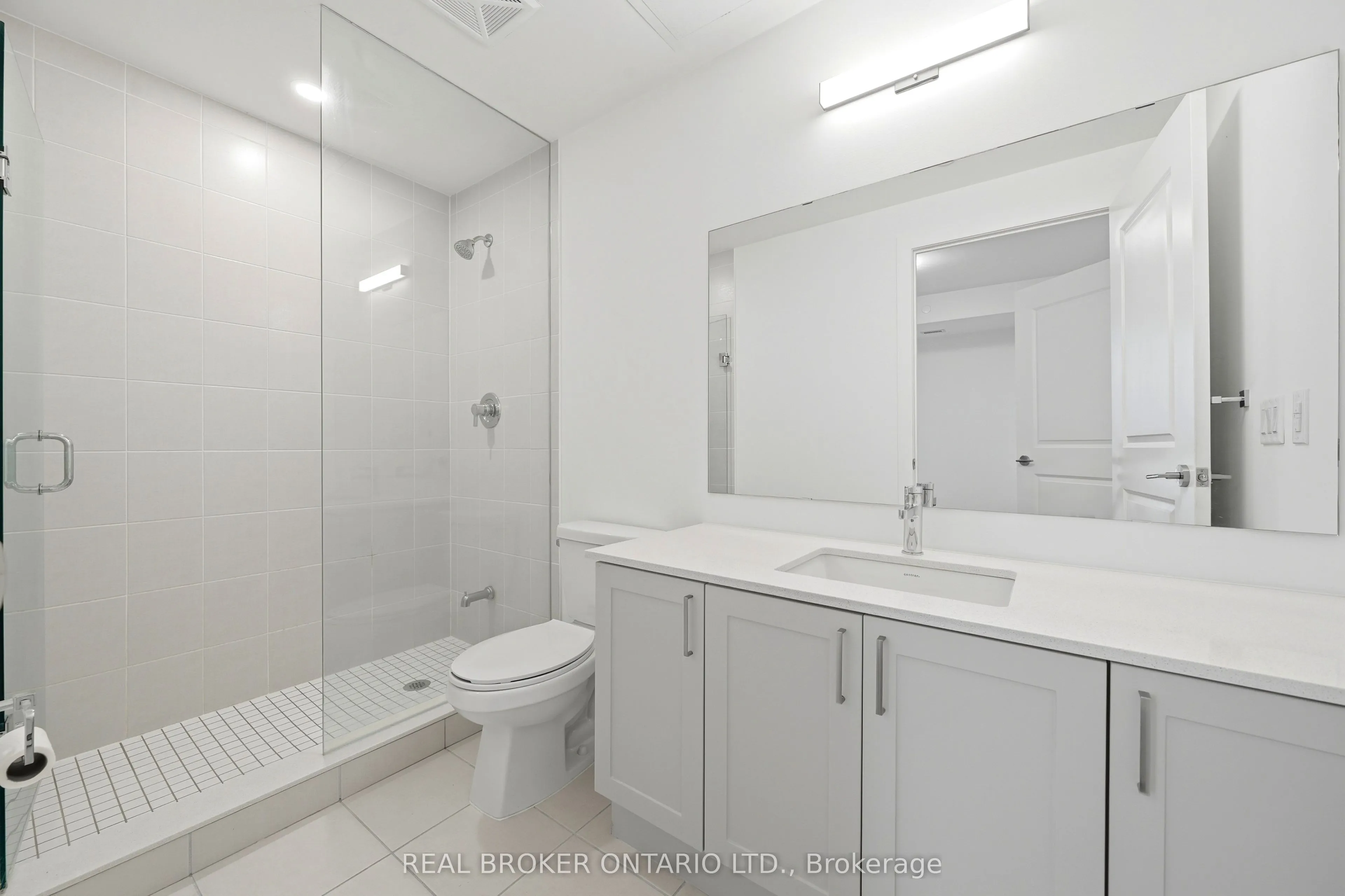 1063 DOUGLAS MCCURDY Common #306