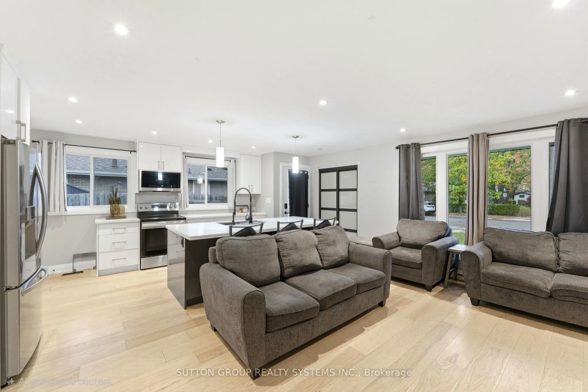 1916 Reiss Court