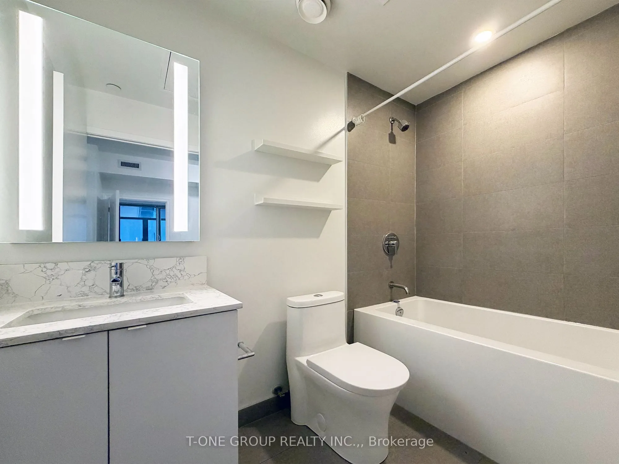 270 Dufferin Street #312