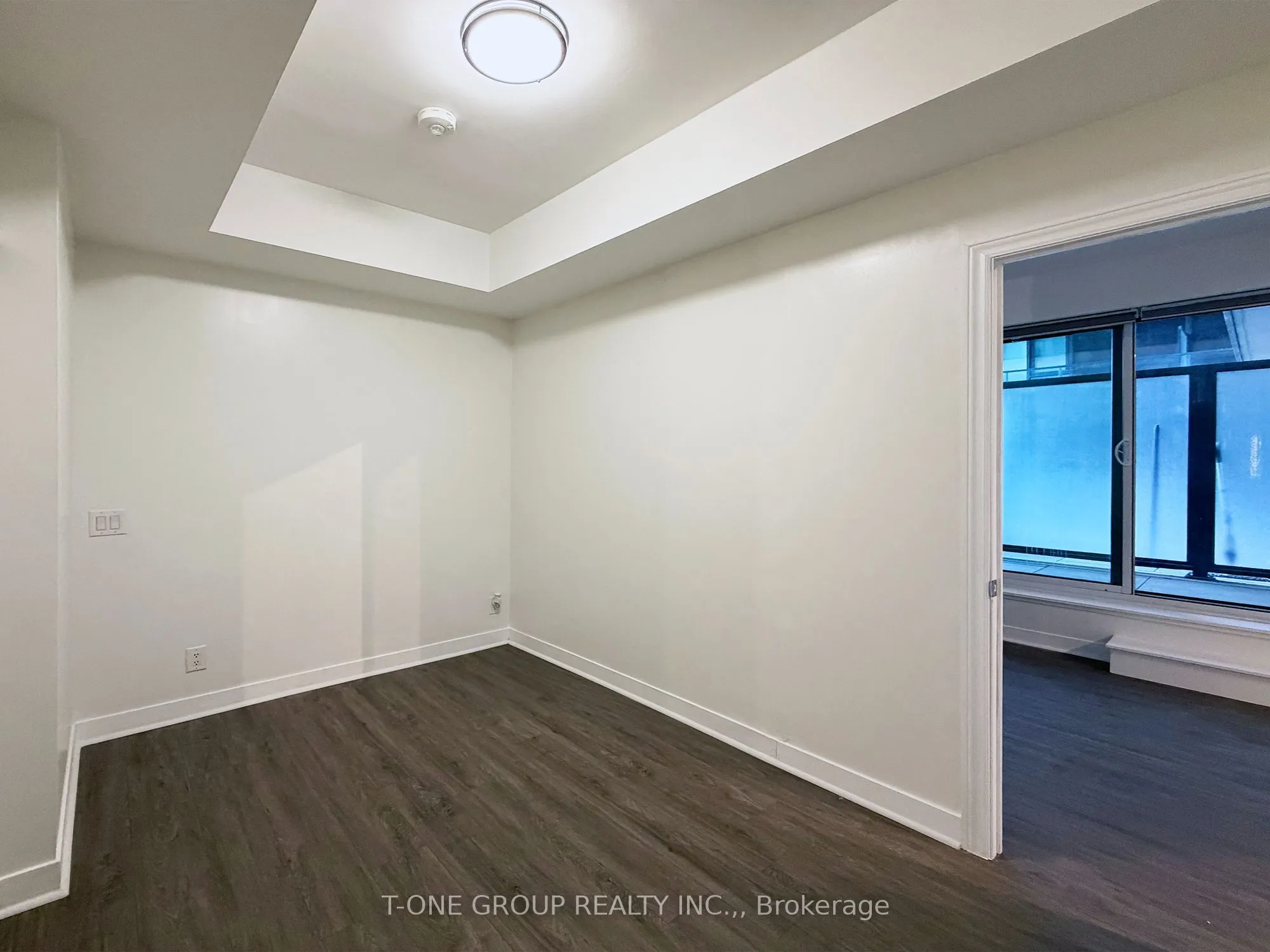 270 Dufferin Street #312