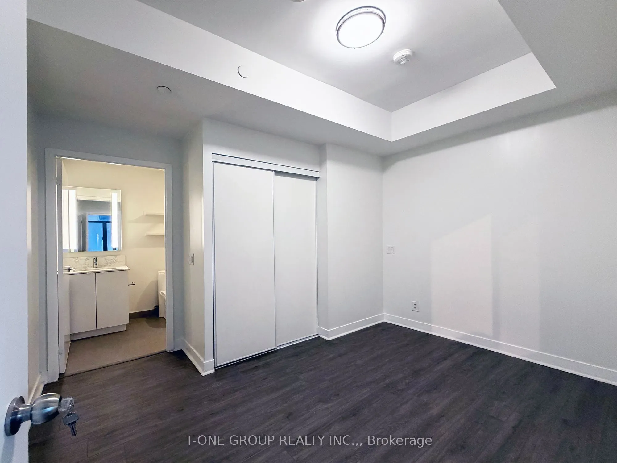 270 Dufferin Street #312