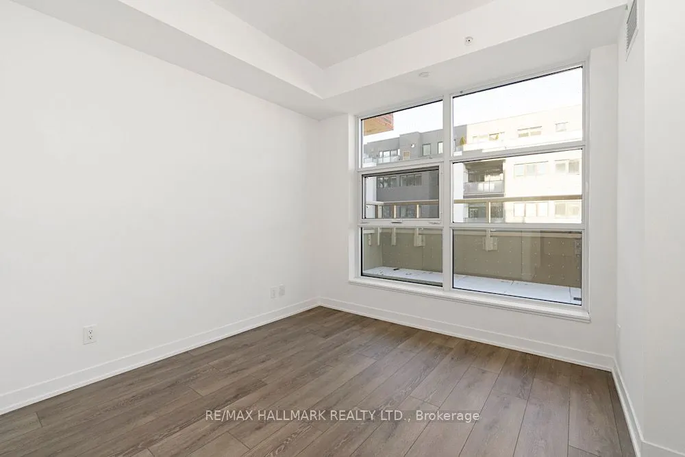 1787 St Clair Avenue W #426
