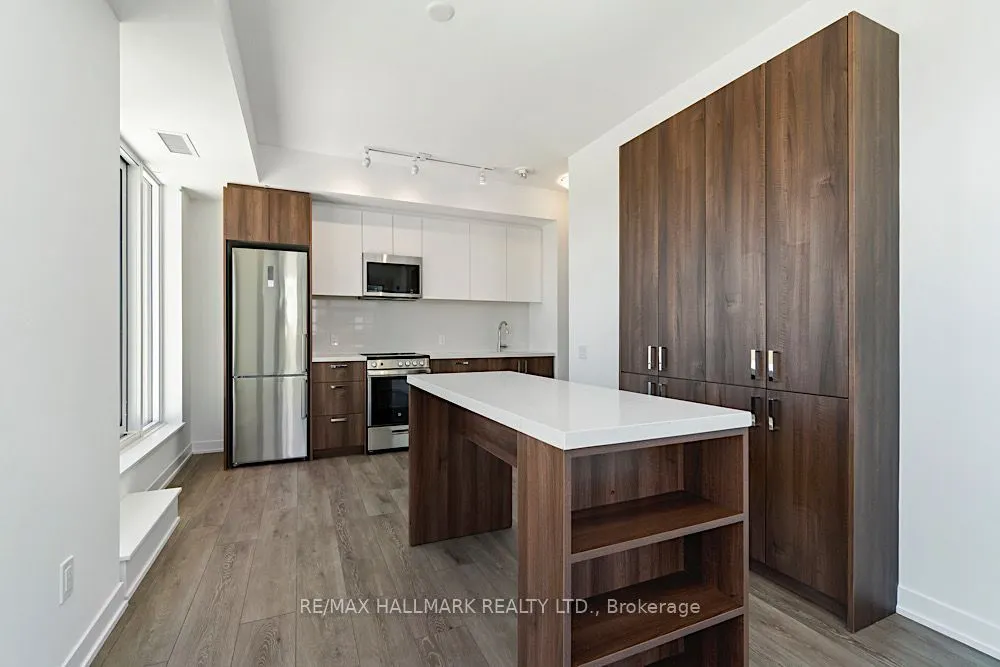 1787 St Clair Avenue W #426