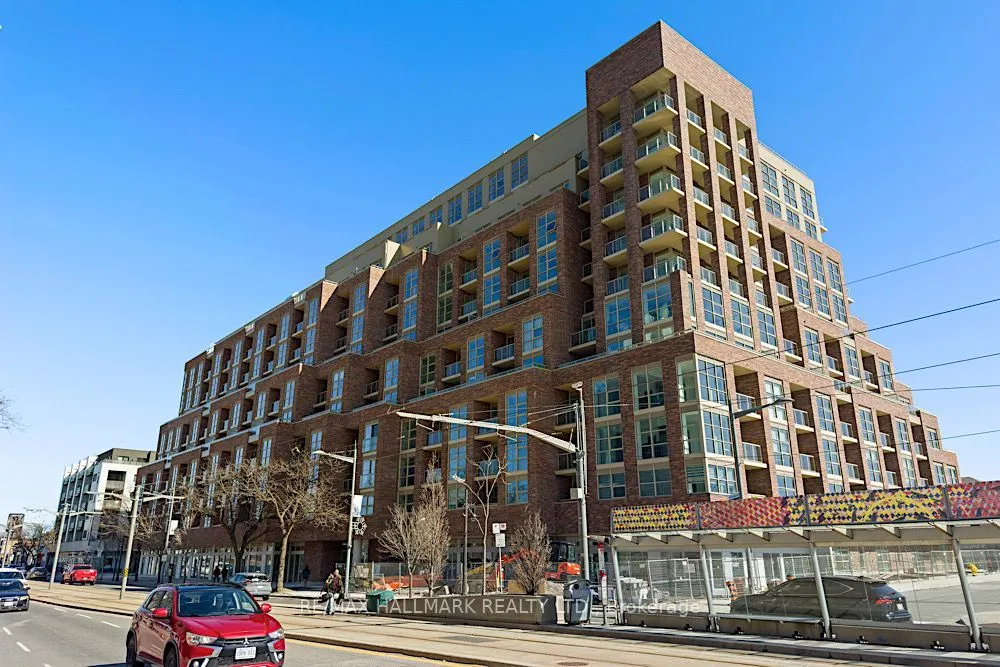 1787 St Clair Avenue W #426