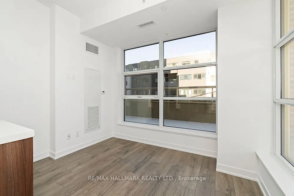 1787 St Clair Avenue W #426