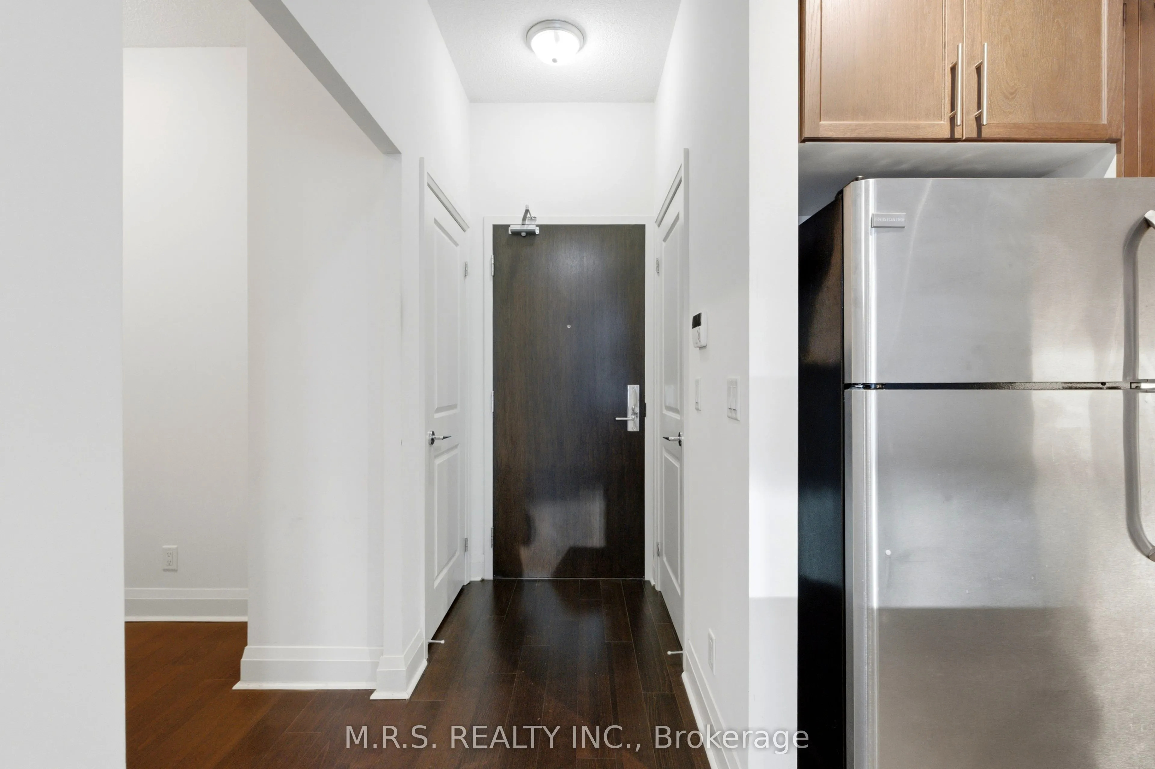 1185 The Queensway Avenue #607