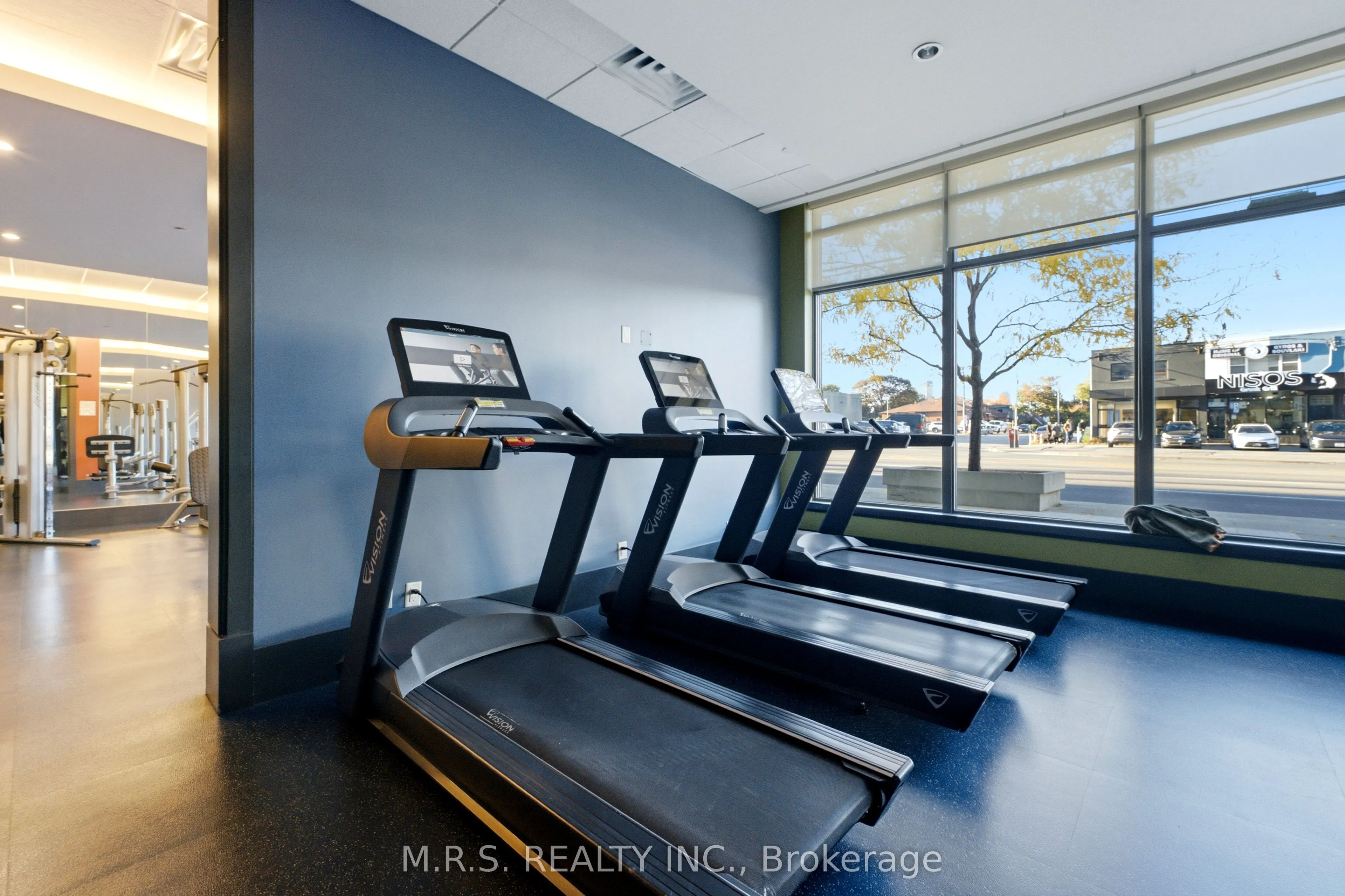 1185 The Queensway Avenue #607